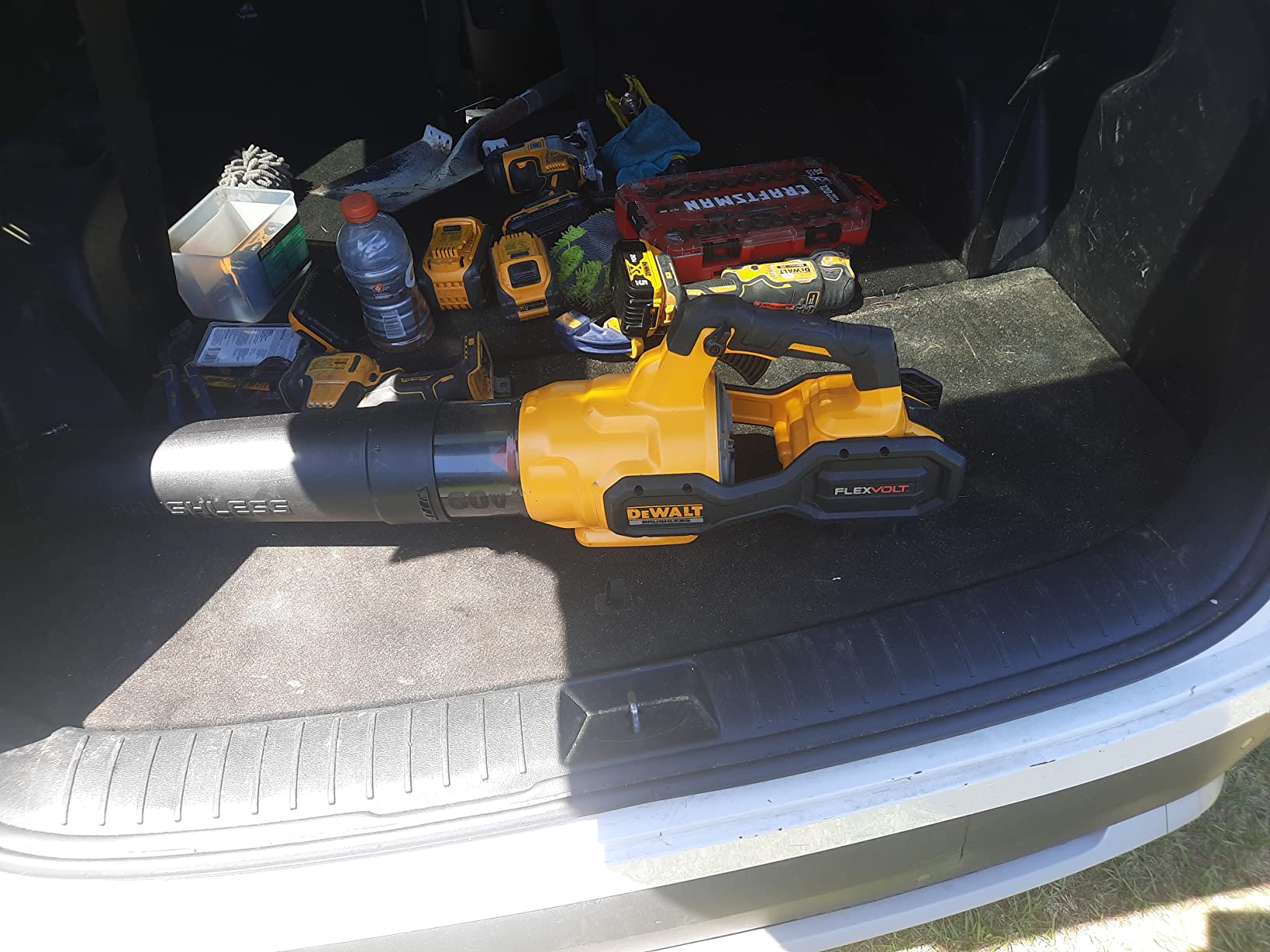 Dewalt Blower AXIAL HNDHLD 60V 600CFM DCBL772B customer photo 1
