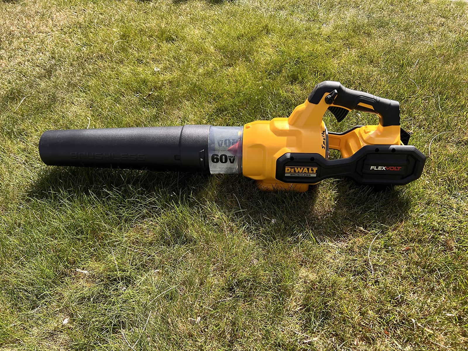 Dewalt Blower AXIAL HNDHLD 60V 600CFM DCBL772B customer photo 2