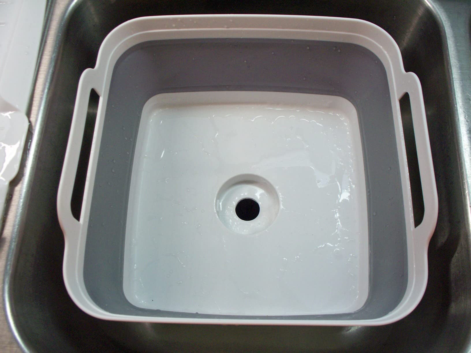 9L (2.4Gal) Dish Basin Collapsible with Drain Plug Carry Handles,Kitchen Storage Tray Dish Wash Basin, Portable Dish Tub, Foldable Dishpan for Camping,RV,Gray customer photo 1