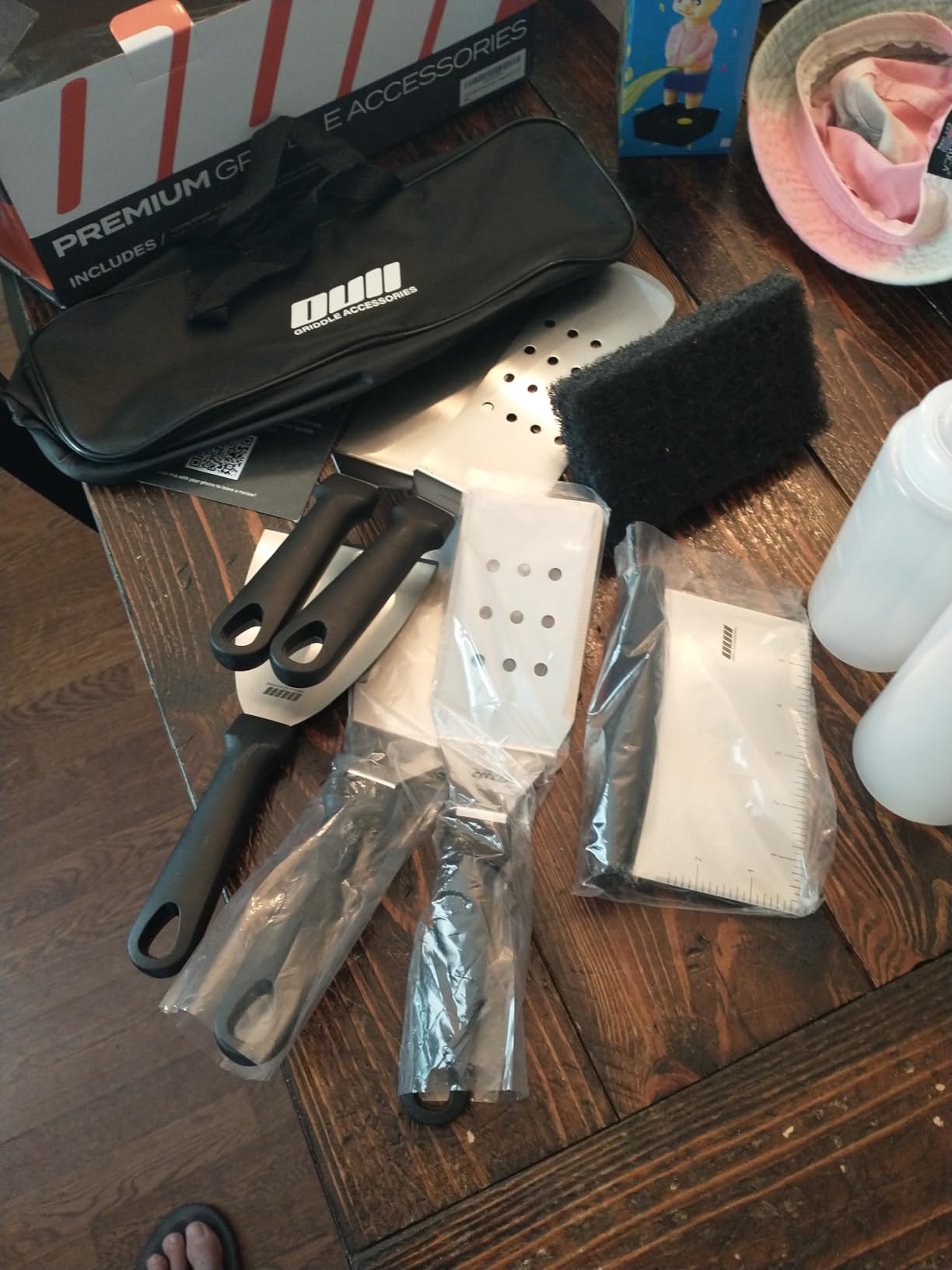 Flat Top Griddle Accessories for Blackstone and Camp Chef Griddle - 9 Pieces Set with Griddle Cleaning Kit and Carry Bag! Metal Spatula, Scraper for Hibachi and Teppanyaki Grill customer photo 1