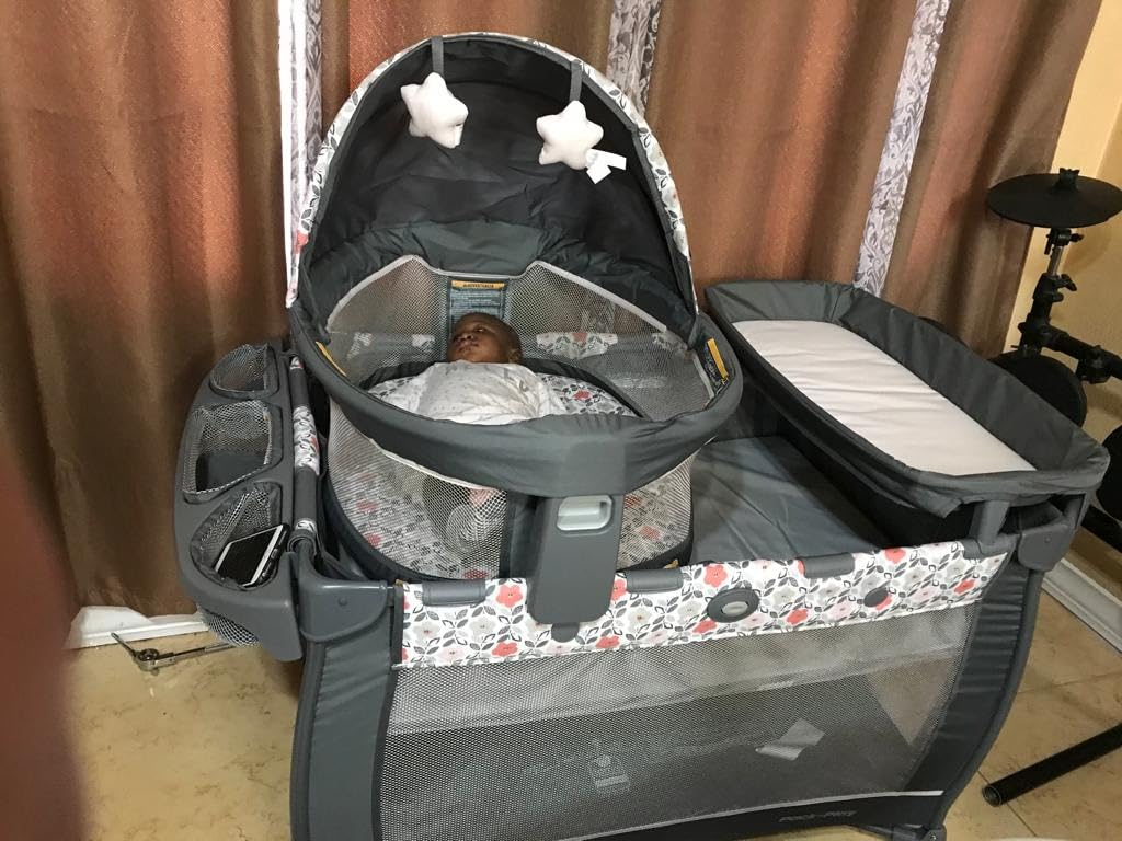 Graco Travel Dome LX Pack 'n Play Playard, Redmond customer photo 2