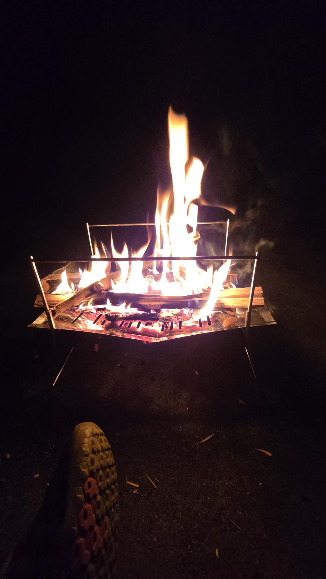 Tokyo Camp HAKOSUKA Portable Fire Pit, Stainless Steel Foldable Wood Grill customer photo 1