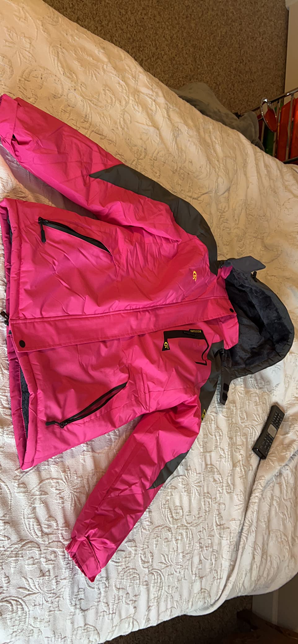 Pdbokew Women's Skiing Snowboarding Jackets Fleece Hood Mountain Snow Coat customer photo 1