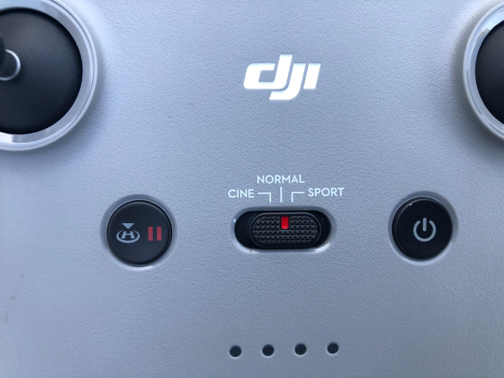 DJI Mini 2 Fly More Combo – Ultralight Foldable Drone, 3-Axis Gimbal with 4K Camera, 12MP Photos, 31 Mins Flight Time, OcuSync 2.0 10km HD Video Transmission, QuickShots, Gray (CP.MA.00000306.01) customer photo 2