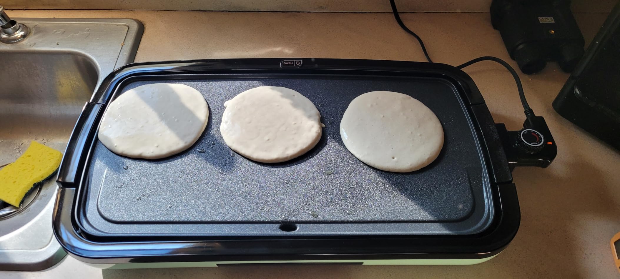 Dash Deluxe Everyday Electric Griddle, Removable Nonstick Plate, Black customer photo 1