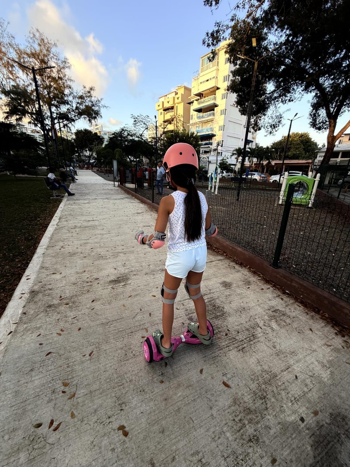 Kids Bike Helmet, Toddler Helmet for Youth Adult, Knee Pad Elbow Pad Wrist Guard Protective Gear Set for Skateboard, Bike, Skating, Cycling customer photo 2