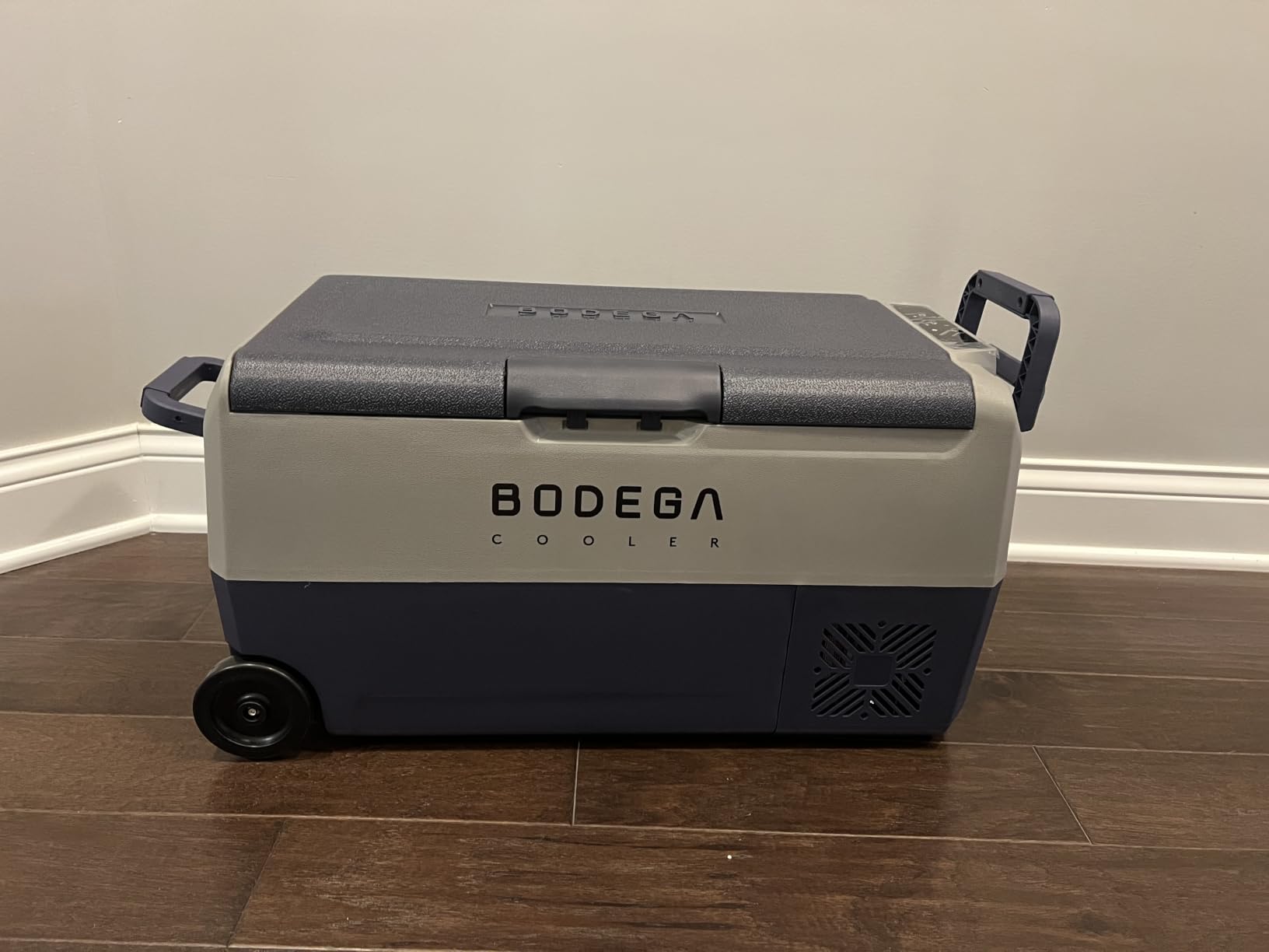 BODEGA 12 Volt Portable Car Refrigerator 53 Quart Single Zone customer photo 2