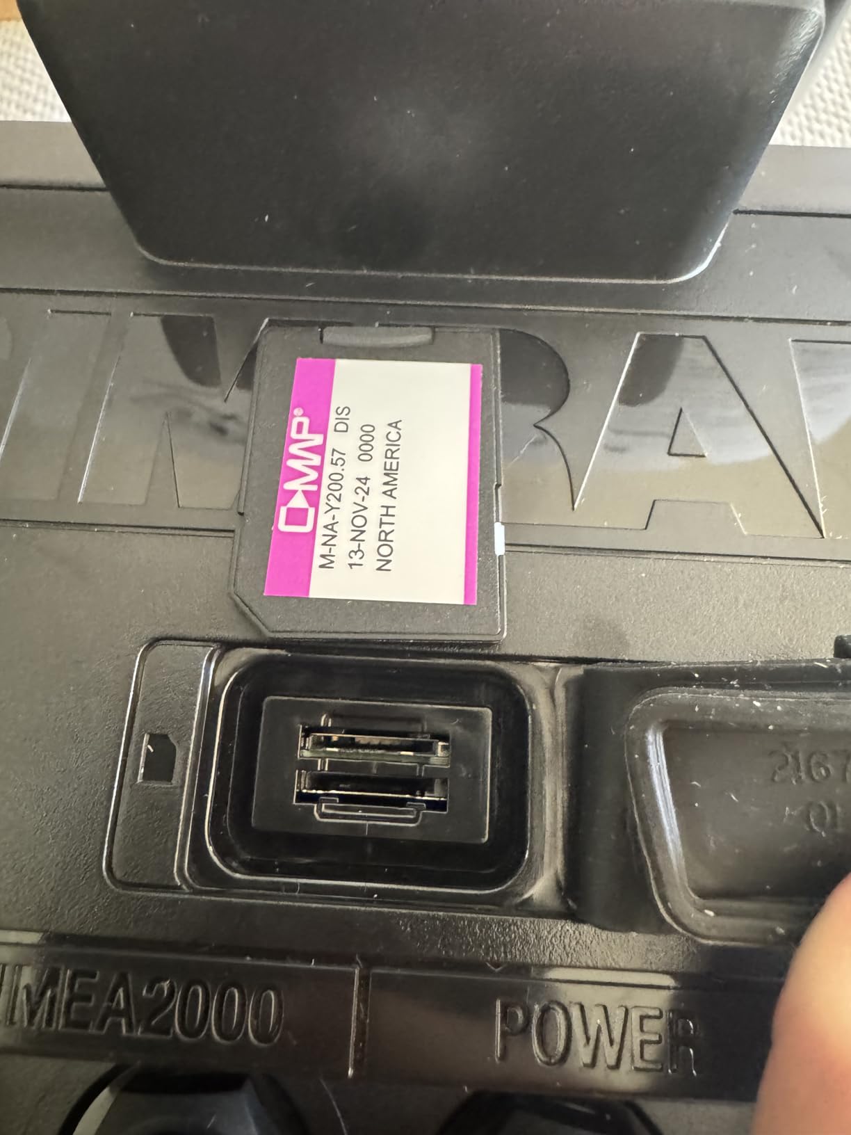 Simrad GO Chartplotter and Fish Finder, with Transducer and Radar Options, Preloaded C-MAP Discover Chart Card customer photo 2