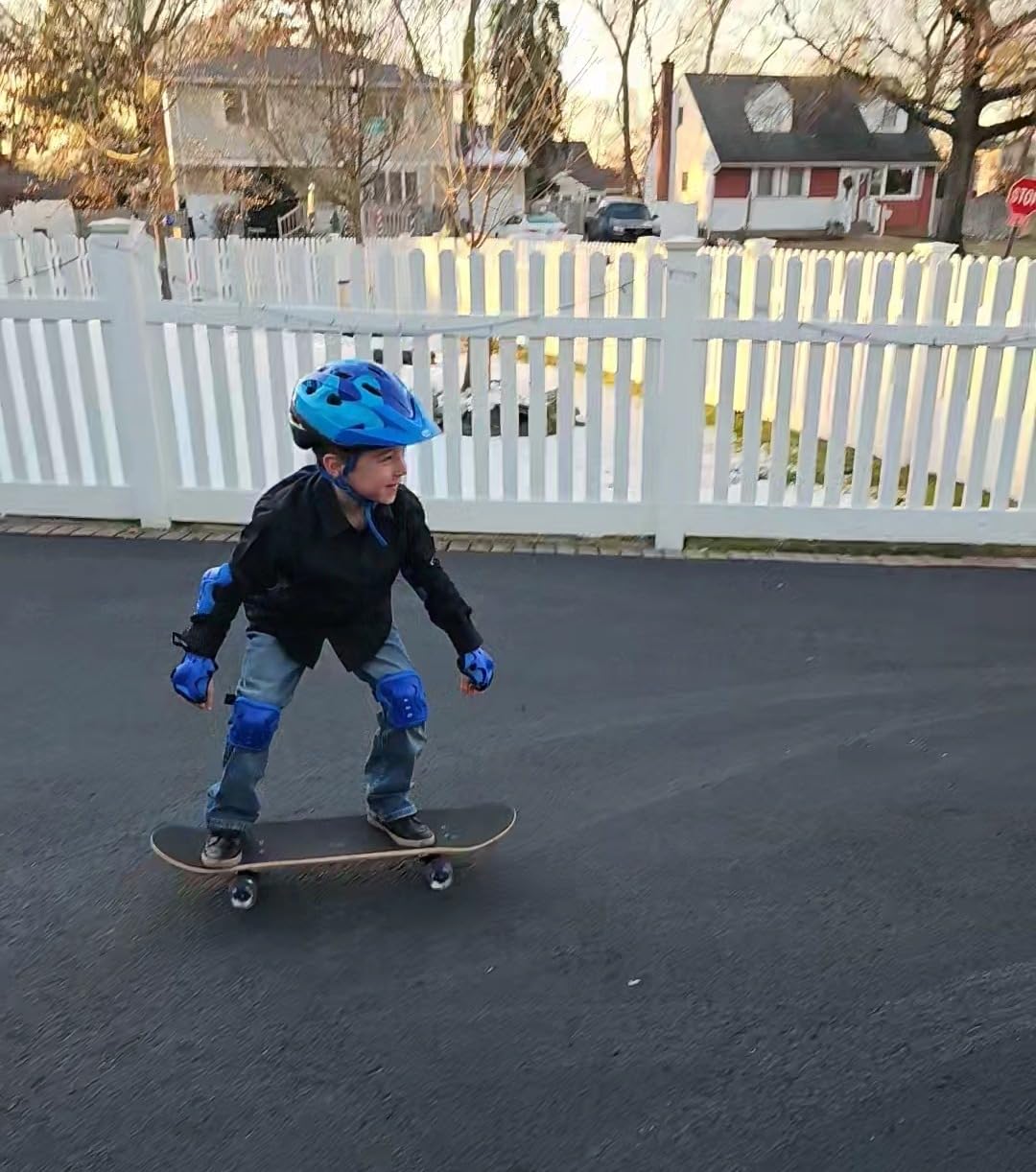Skateboards with Colorful Flashing Wheels for Beginners,Kids,Teens,Adults, Complete Standard Skate Boards 9 Layer Canadian Maple Deck Concave Skateboard customer photo 2