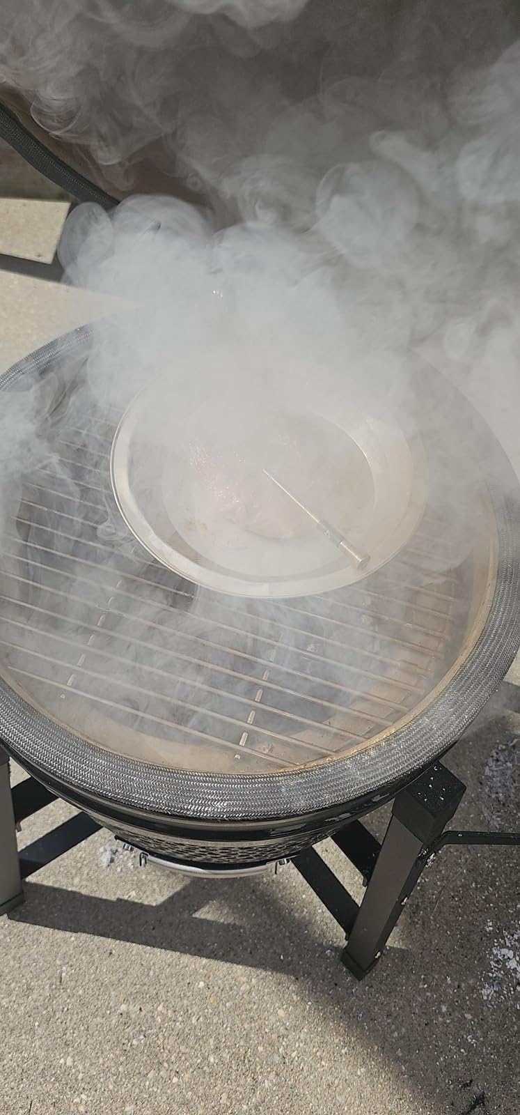 London Sunshine Ceramic Kamado Charcoal BBQ Grill and Smoker, Stainless Steel Grates -15