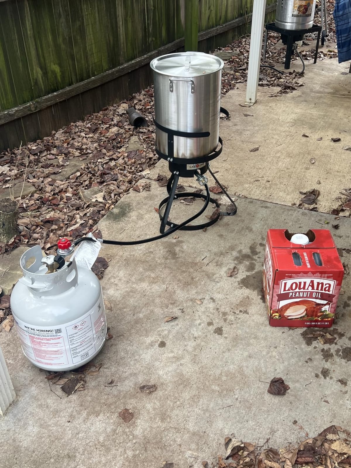 GasOne 30QT Turkey Fryer Set and Seafood Boil with Propane Gas Burner, Perforated Basket – Perfect Outdoor Cooker for Crawfish, Crab, Shrimp, Lobster, and Frying – Complete Outdoor Cooking Kit customer photo 2