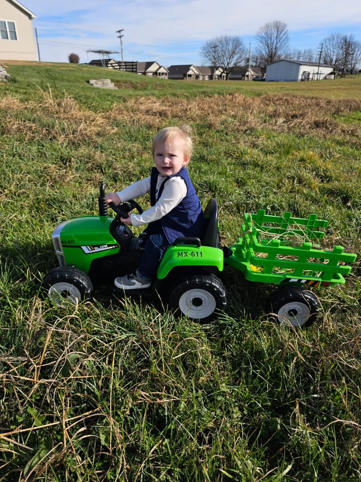 Nasitip 12V Battery Powered Electric Tractor with Trailer & Remote Control customer photo 2