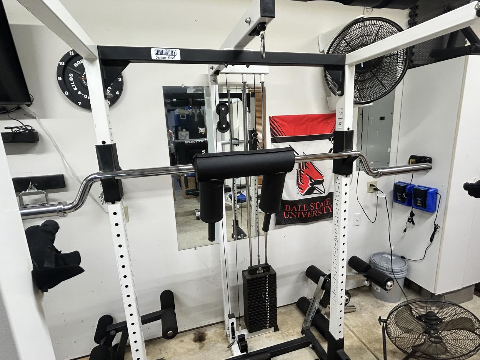 Titan Fitness Rackable Safety Squat Bar, Olympic Sleeves, 1,500lb Rated customer photo 2