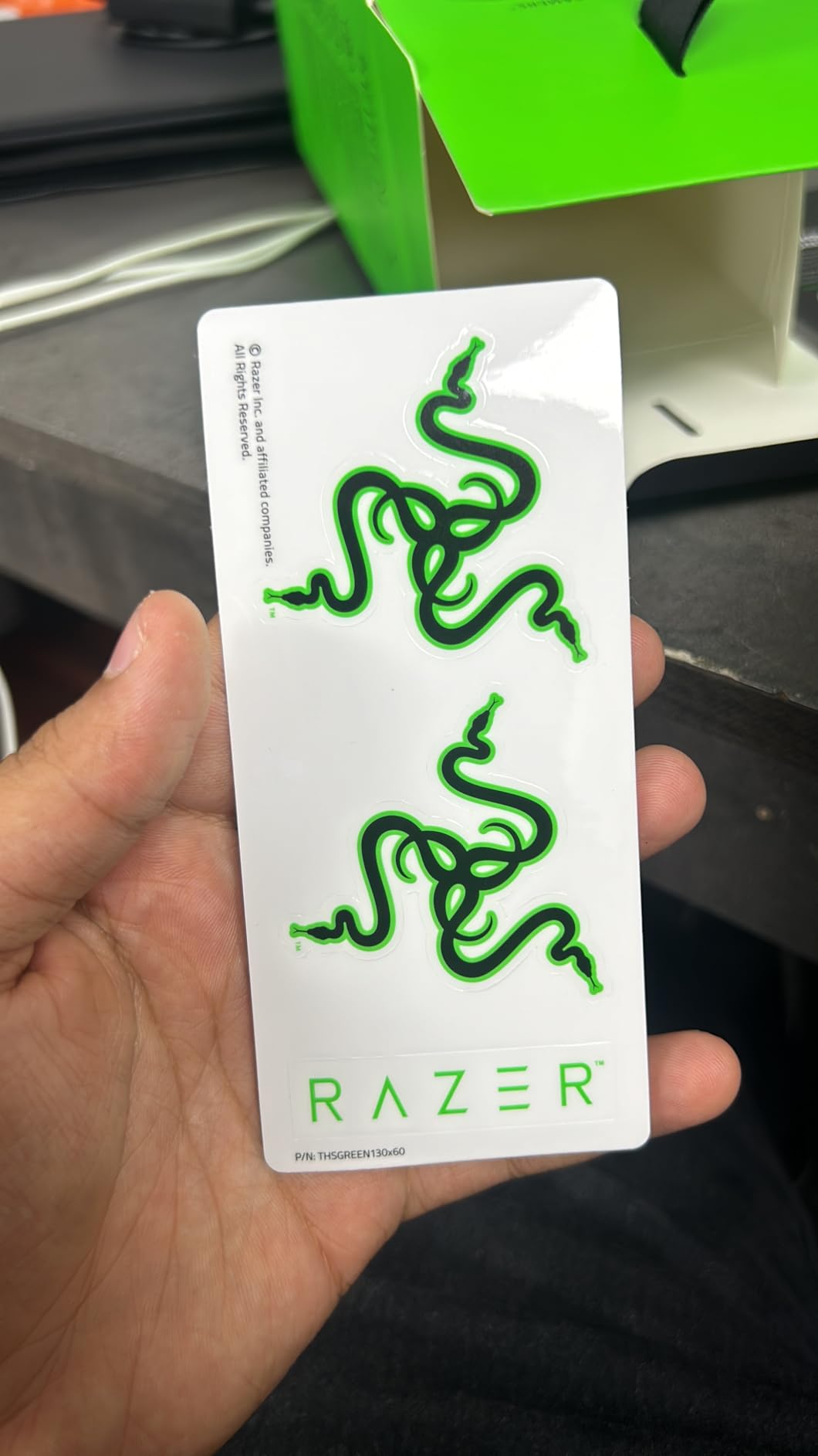 Razer Seiren V2 X USB Condenser Microphone for Streaming and Gaming on PC: Supercardioid Pickup Pattern - Integrated Digital Limiter - Mic Monitoring and Gain Control - Built-in Shock Absorber customer photo 1