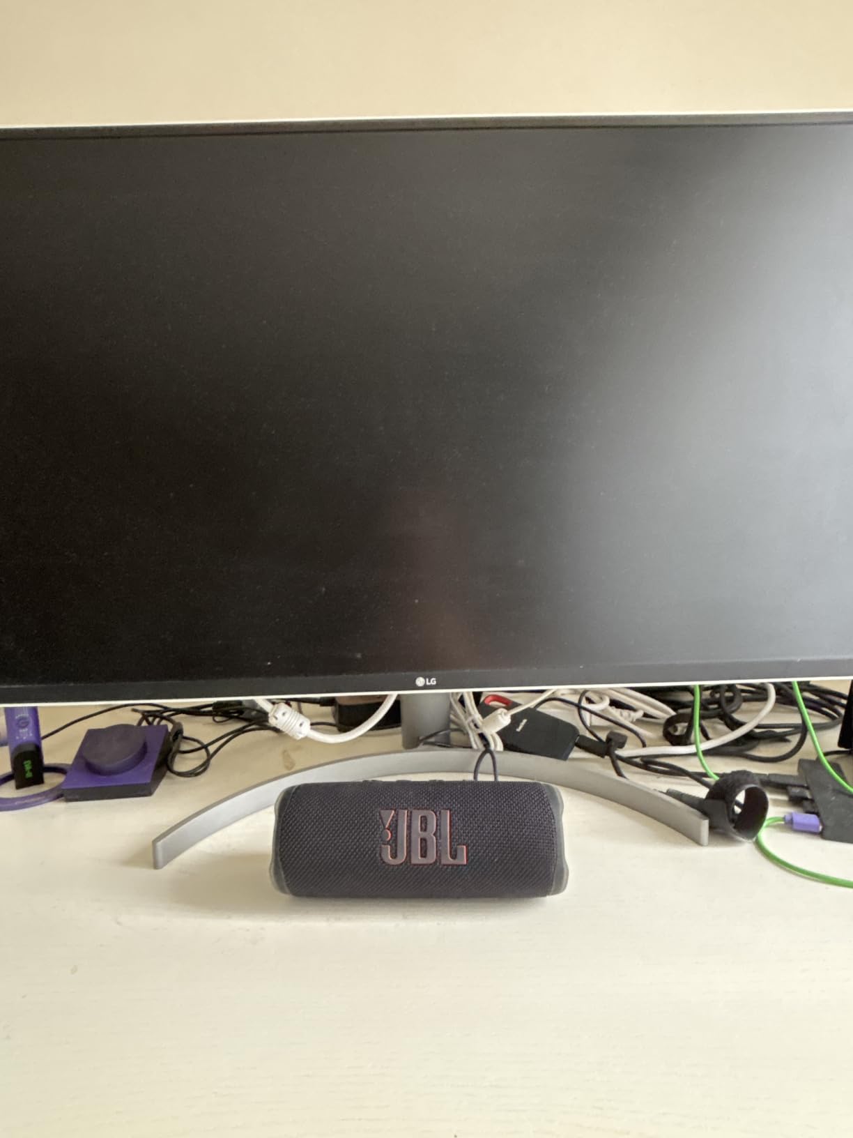 JBL Flip 6 - Portable Waterproof Speaker - Blue customer photo 2