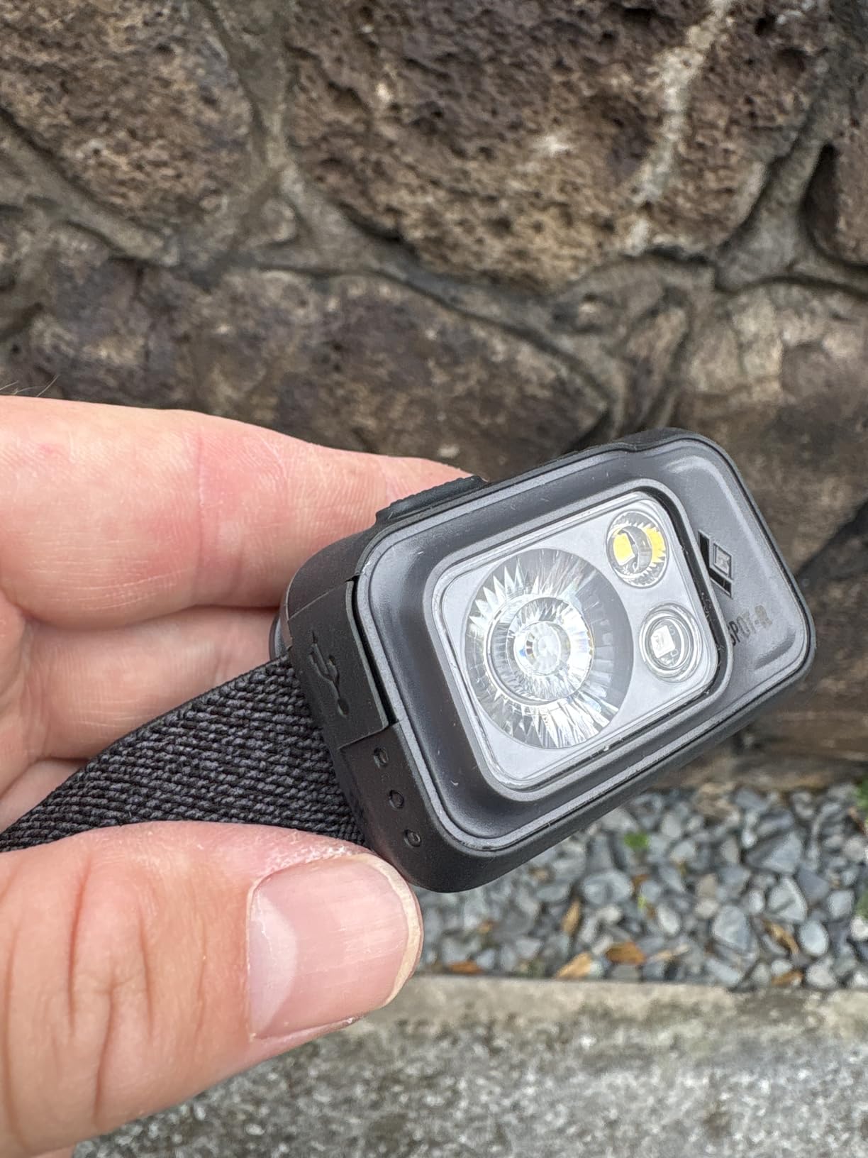 BLACK DIAMOND Spot 400-R Headlamp, Rechargeable, Dimmable, Bright, Graphite customer photo 2