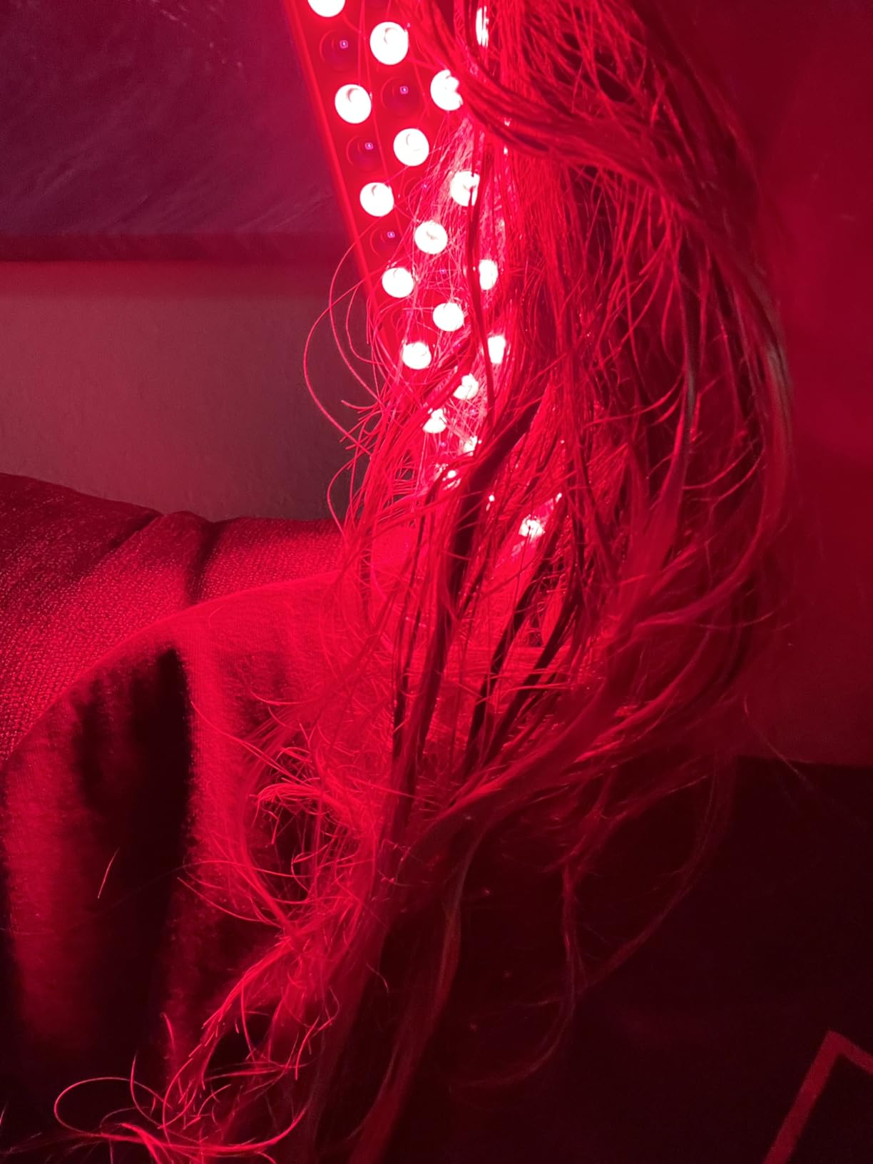 LED-Red-Light-Therapy-Device - 45W LED Panel Deep 660nm and Near-Infrared 850nm Light Combo for Skin Beauty, Pain Relief of Muscles and Joints customer photo 2