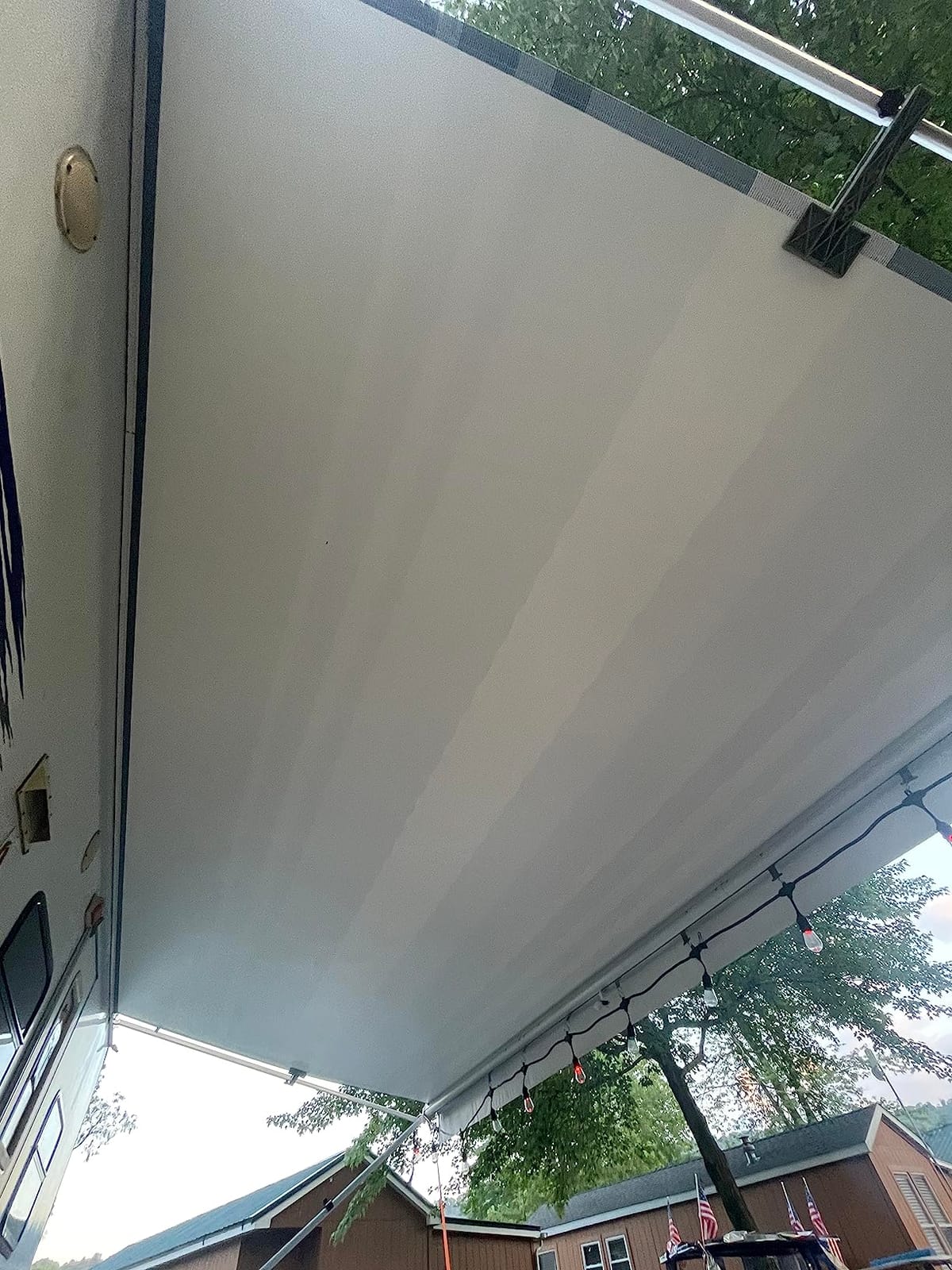 Awnlux White Manual Modular Retractable RV Awning Full Set Assemblies for RV, 5th Wheel, Travel Trailers, Toy Haulers, and Motorhome - RV Trailer Awning for Home or Camper - 18x8 Ft - Blue Strip customer photo 2