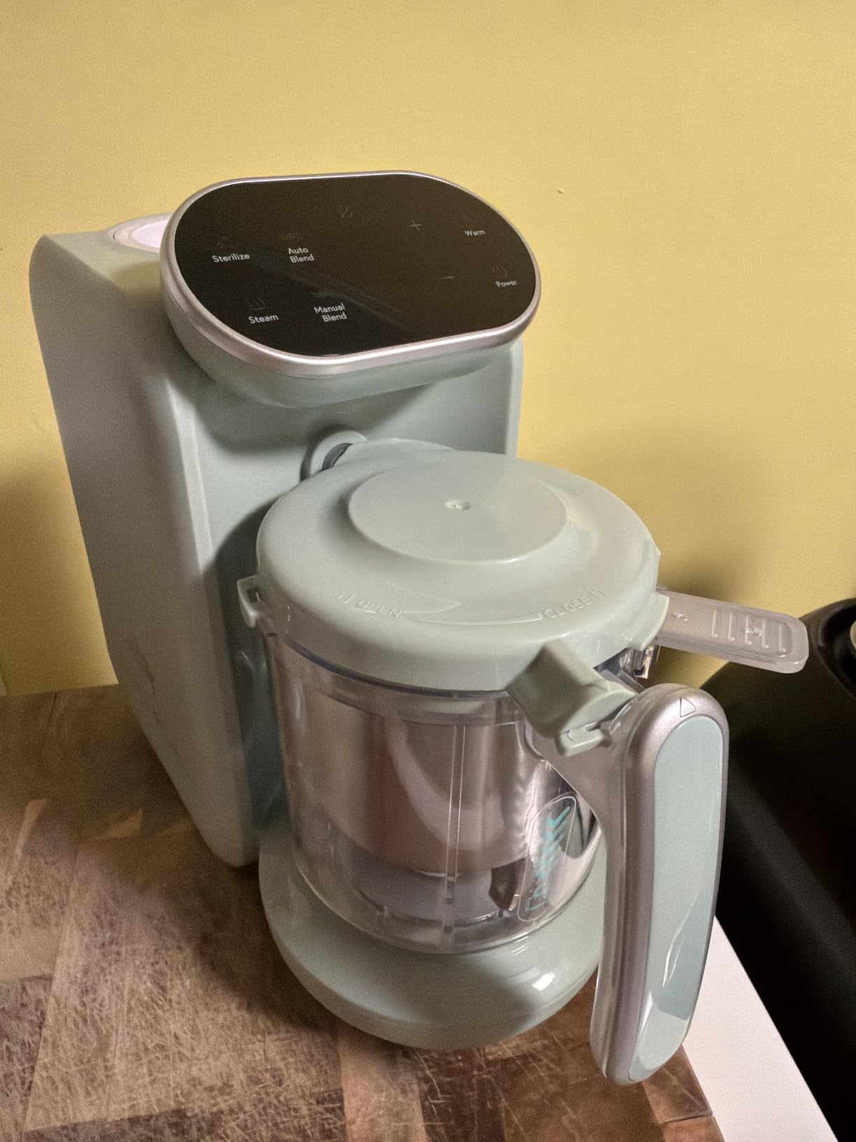 Chefhandy 5-in-1 Baby Food Maker with Stainless Steel Steam Basket, Green customer photo 1