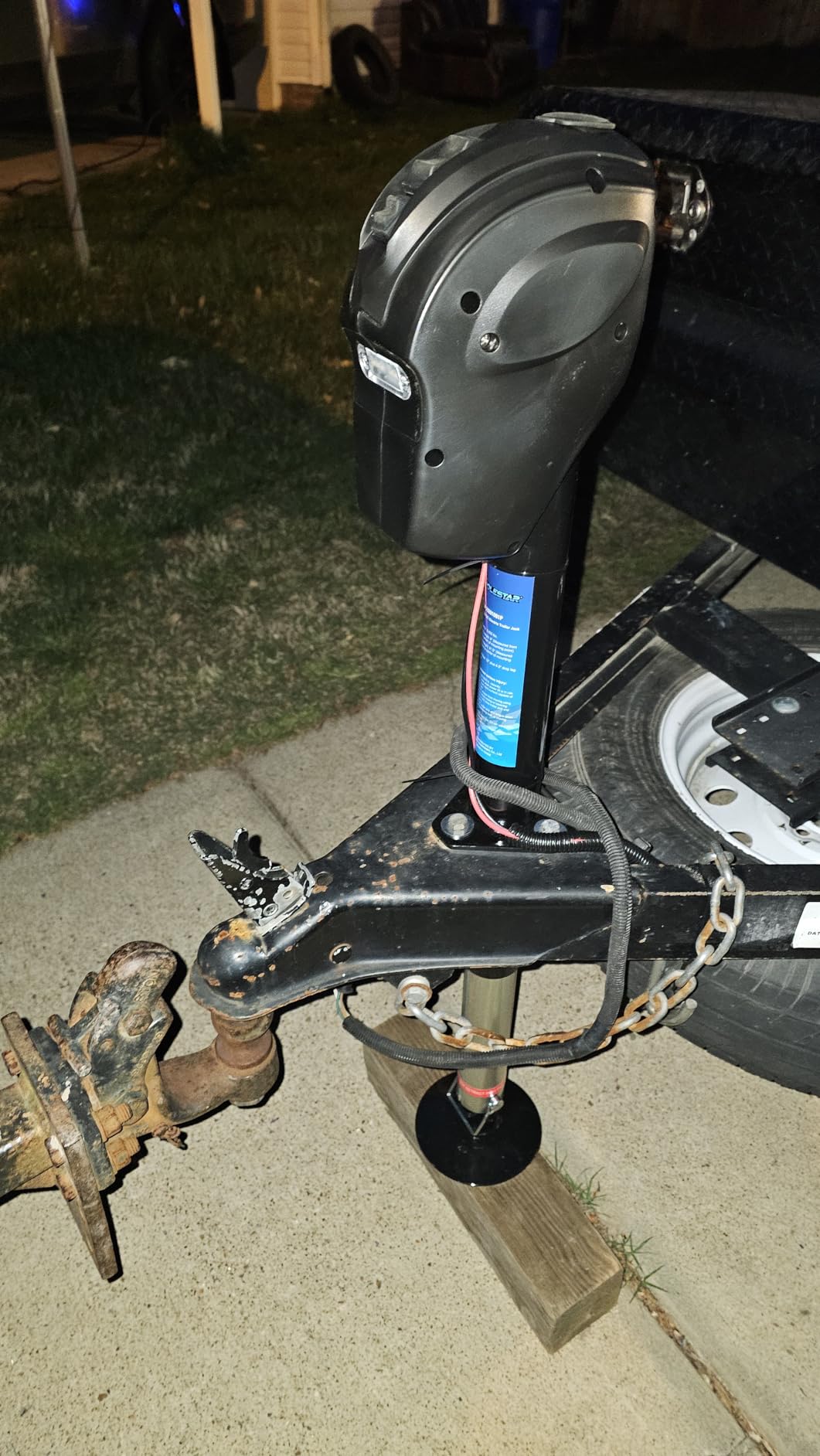 POLESTAR Electric Trailer Jack, 5000lbs Electric Power A-Frame Tongue Jack customer photo 1