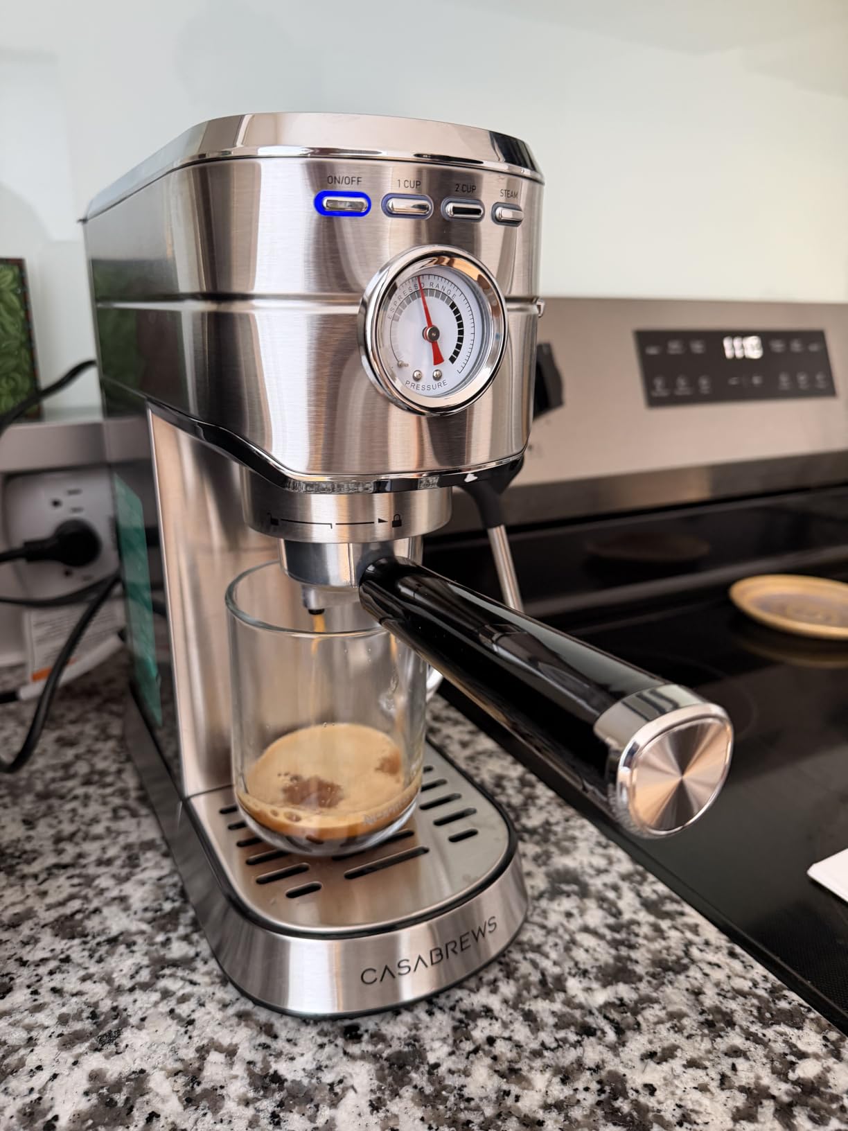 CASABREWS CM5418 Compact Espresso Machine with Milk Frothing Steam Wand customer photo 1