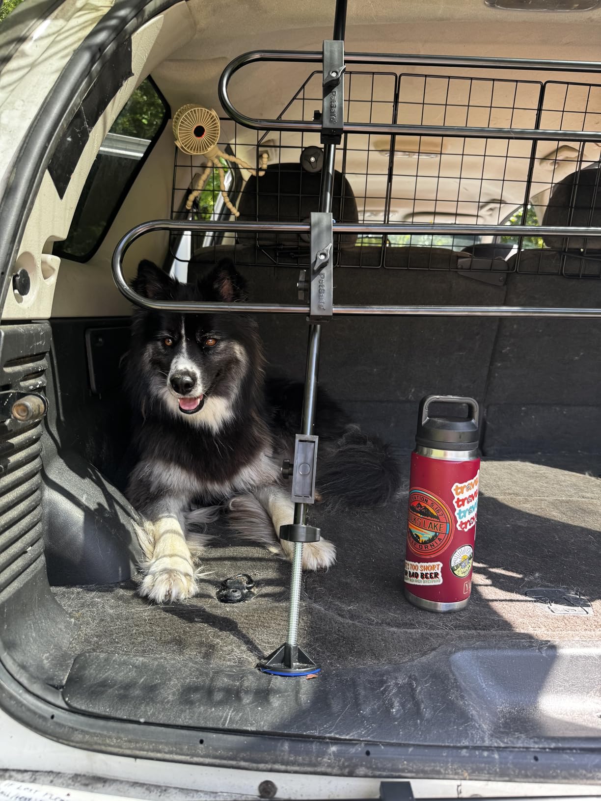FEED GARDEN Dog Car Barrier for SUV, Heavy Duty Steel Wire Mesh Pet Divider customer photo 1