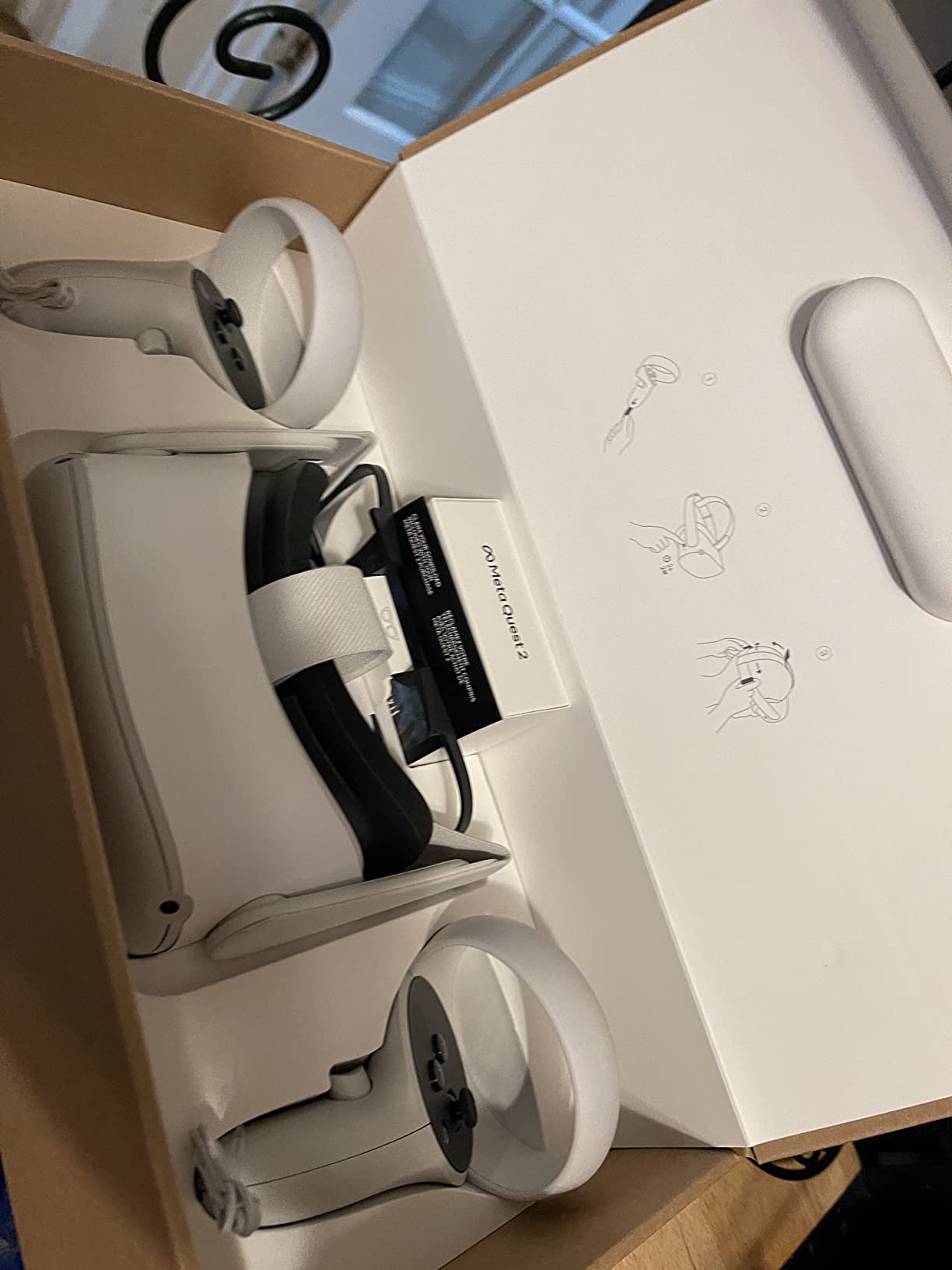 Meta Quest 2 Resident Evil 4 bundle with Beat Saber 128 GB - Advanced All-In-One Virtual Reality Headset customer photo 1