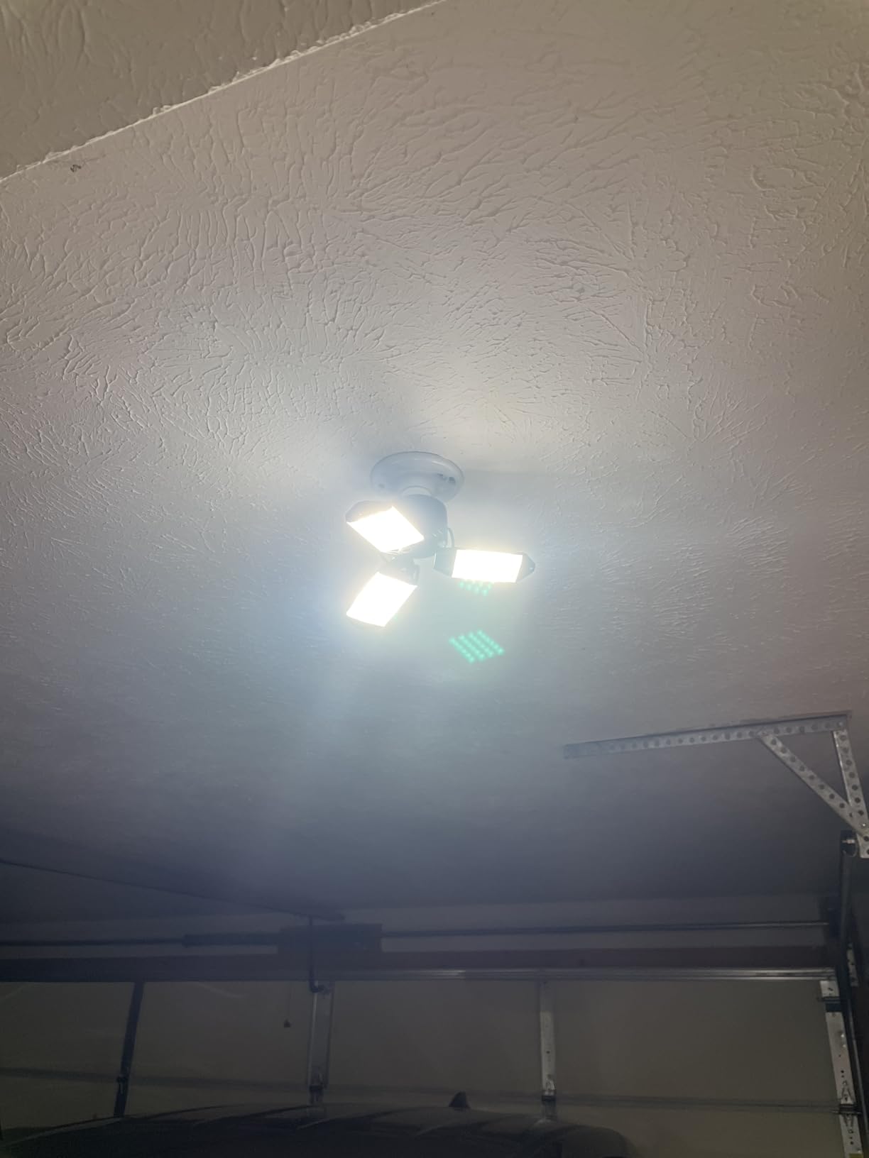 LED Garage Light, 80W 8000 Lumen Ceiling Lights with 3 Adjustable Panels, 6500K Daylight Light Bulb Fixture LED Lights for Garage, Workshop customer photo 1
