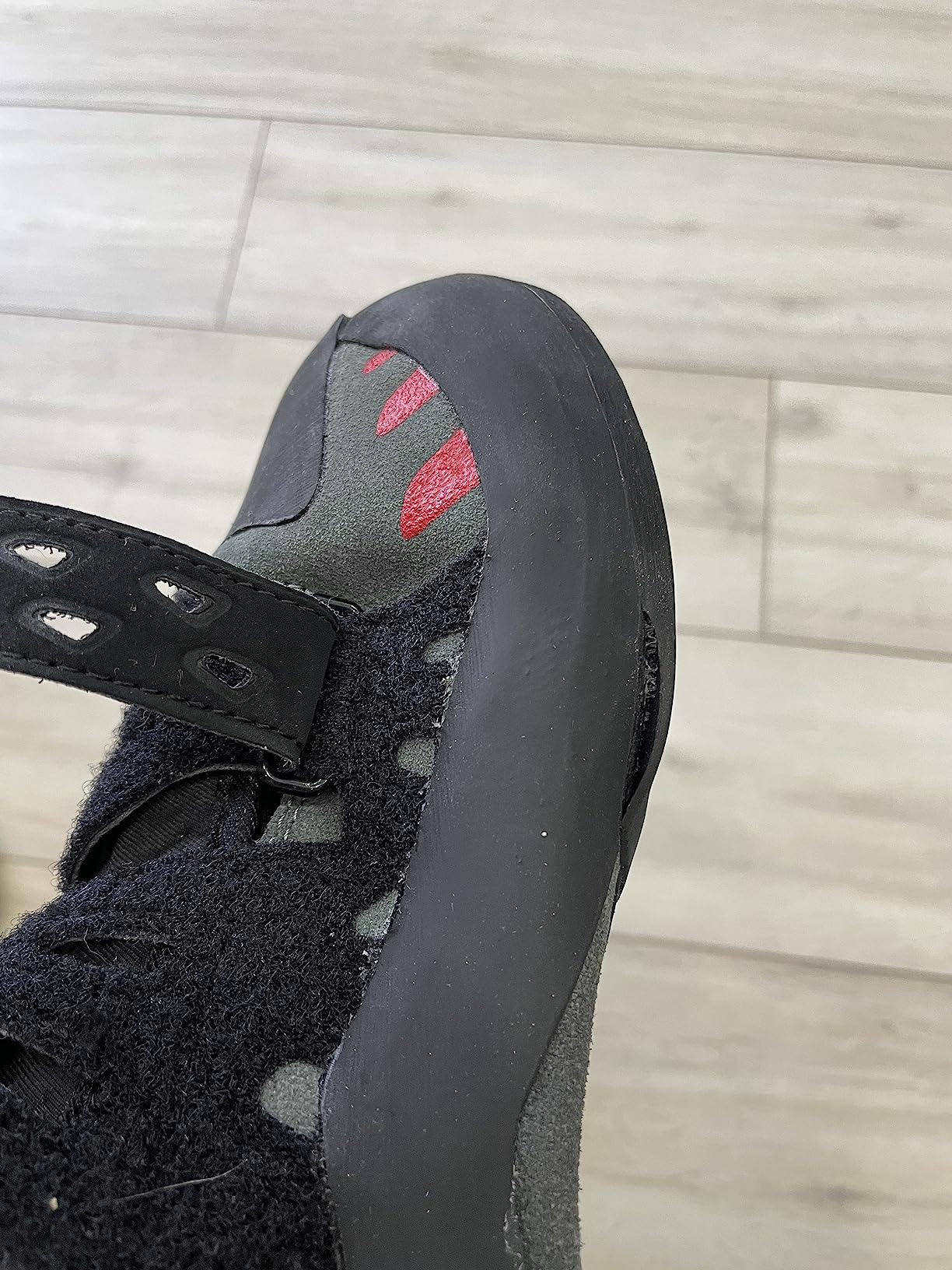 La Sportiva Mens Tarantula Boulder Climbing Shoe customer photo 1