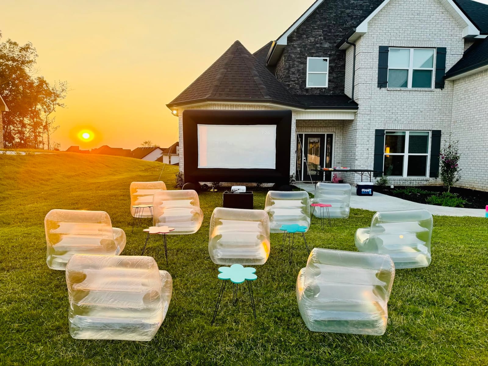 14 FT Inflatable Projector Movie Screen for Outside, Blow up Projector Screen Front/Rear Projection for Backyard Movie Night Outdoor Party customer photo 1