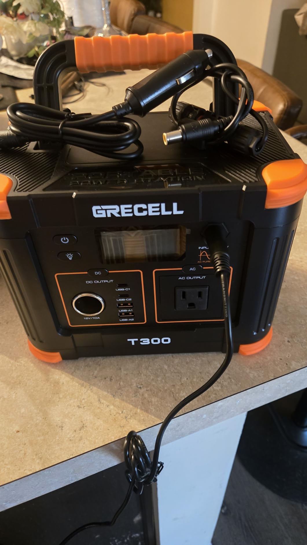 Portable Power Station 500W, 519.48Wh/140400mAh Solar Generator Backup customer photo 2