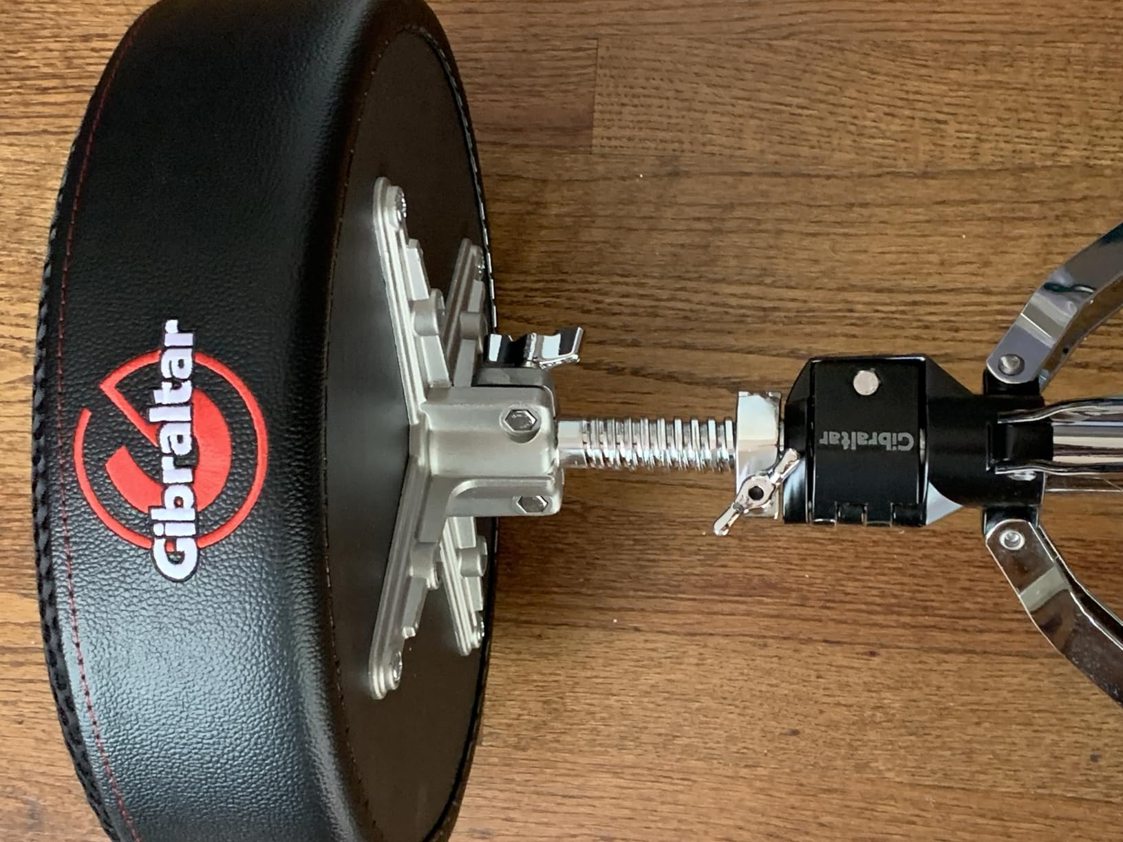 Gibraltar Drum Throne with Adjustable Height, Round Seat, Single-Braced Drum Stool, Lightweight Portable Design, Comfortable Cushion, Ideal for Practice, Travel, or Gigs, 4000 Series (4608) customer photo 2