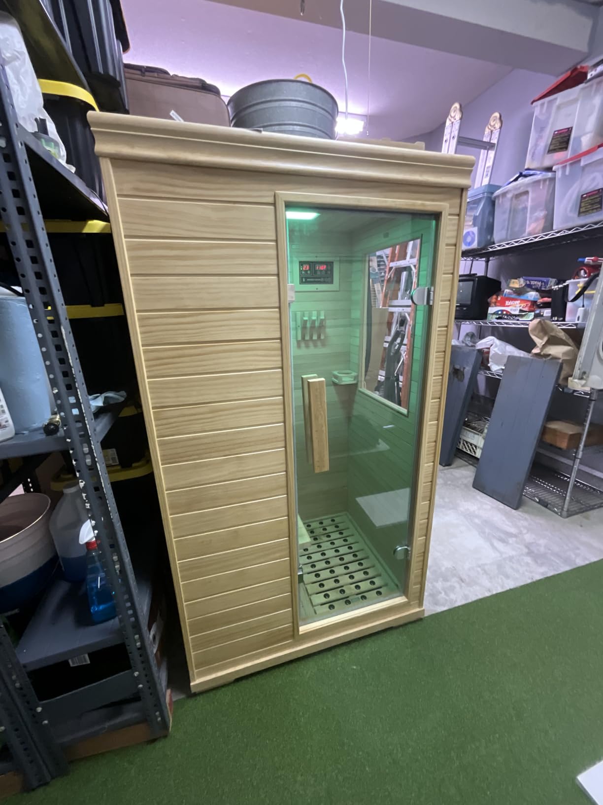 Homsido Infrared Home Sauna Room 1 Person Hemlock Wooden Indoor Dry Sauna,Low EMF 1200W/110V Heaters Panels,LCD Control Panel,10 Minutes Pre-Warm up,Time and Temp Pre-Set,1-Year Aftersale customer photo 1