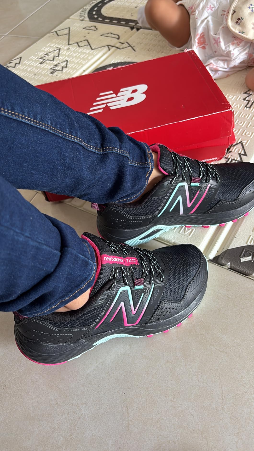 New Balance Women's 410v8 Trail Running Shoes customer photo 2