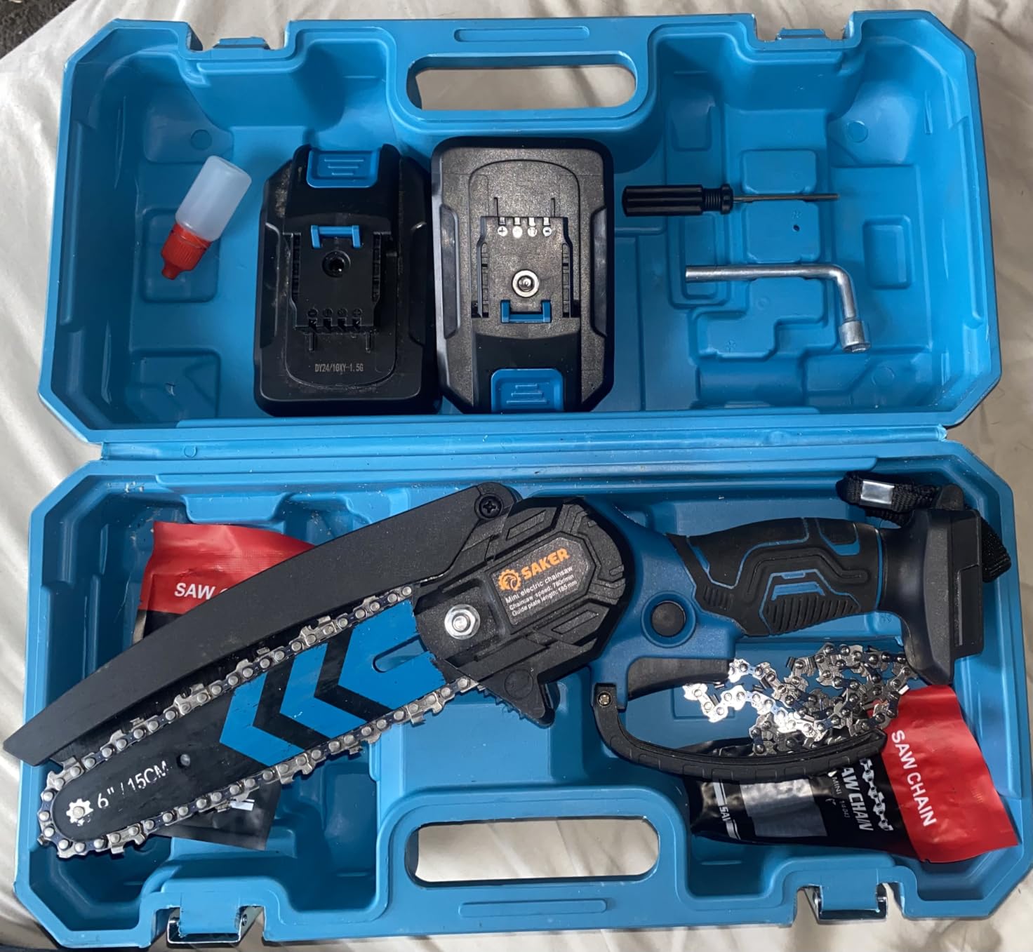 Saker Mini Chainsaw,6 Inch Electric Chainsaw Cordless with 2 Batteries Blue customer photo 2