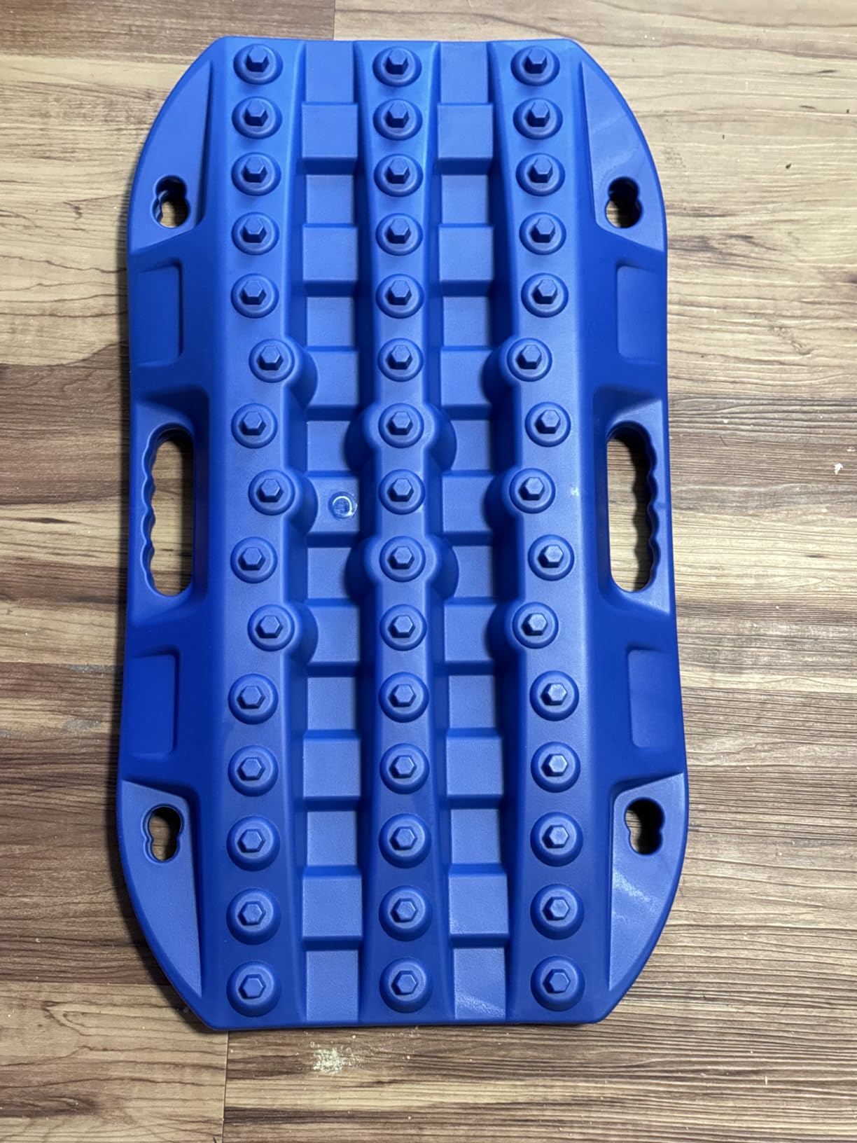 BUNKER INDUST Off Road Traction Boards, 2 Pcs Short Recovery Track Traction Mats for 4WD Mud, Sand, Snow Ramps-Orange Tire Traction Tool (Without Strap) customer photo 1