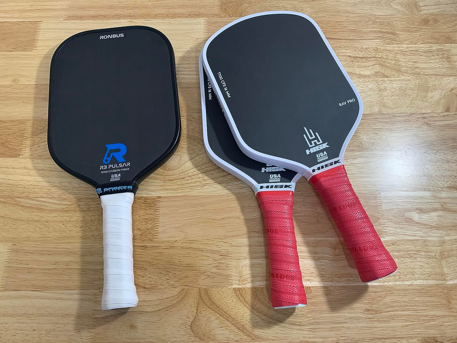 RAV PRO Pickleball Paddle - Ultimate HIGH END 16mm Japanese Toray T700 Raw Carbon Fiber CFS w/Excellent GRIT Roughness Texture, Aero Dynamic Curve, USAPA Approved, Non Slip Grip customer photo 1