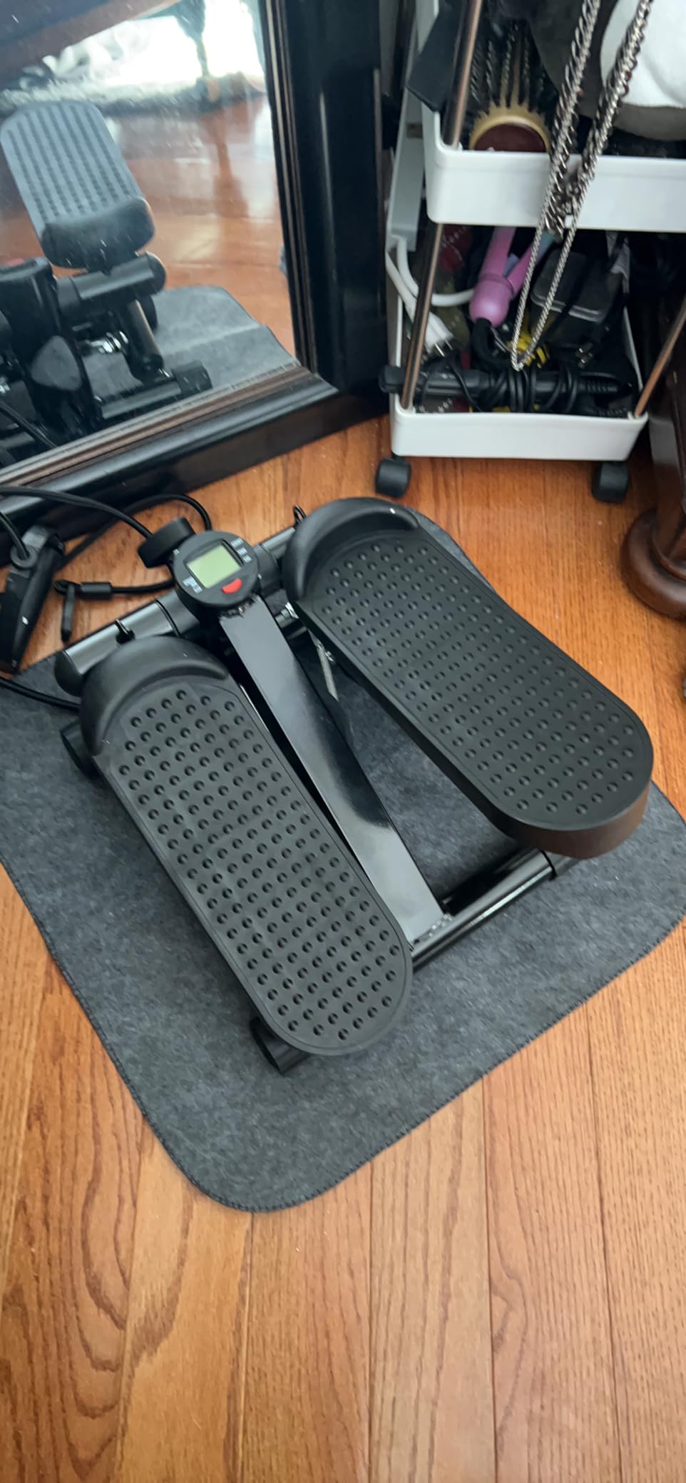 Hydraulic Fitness Stepper with LCD Monitor - Mini Stepper and Resistance Bands customer photo 1