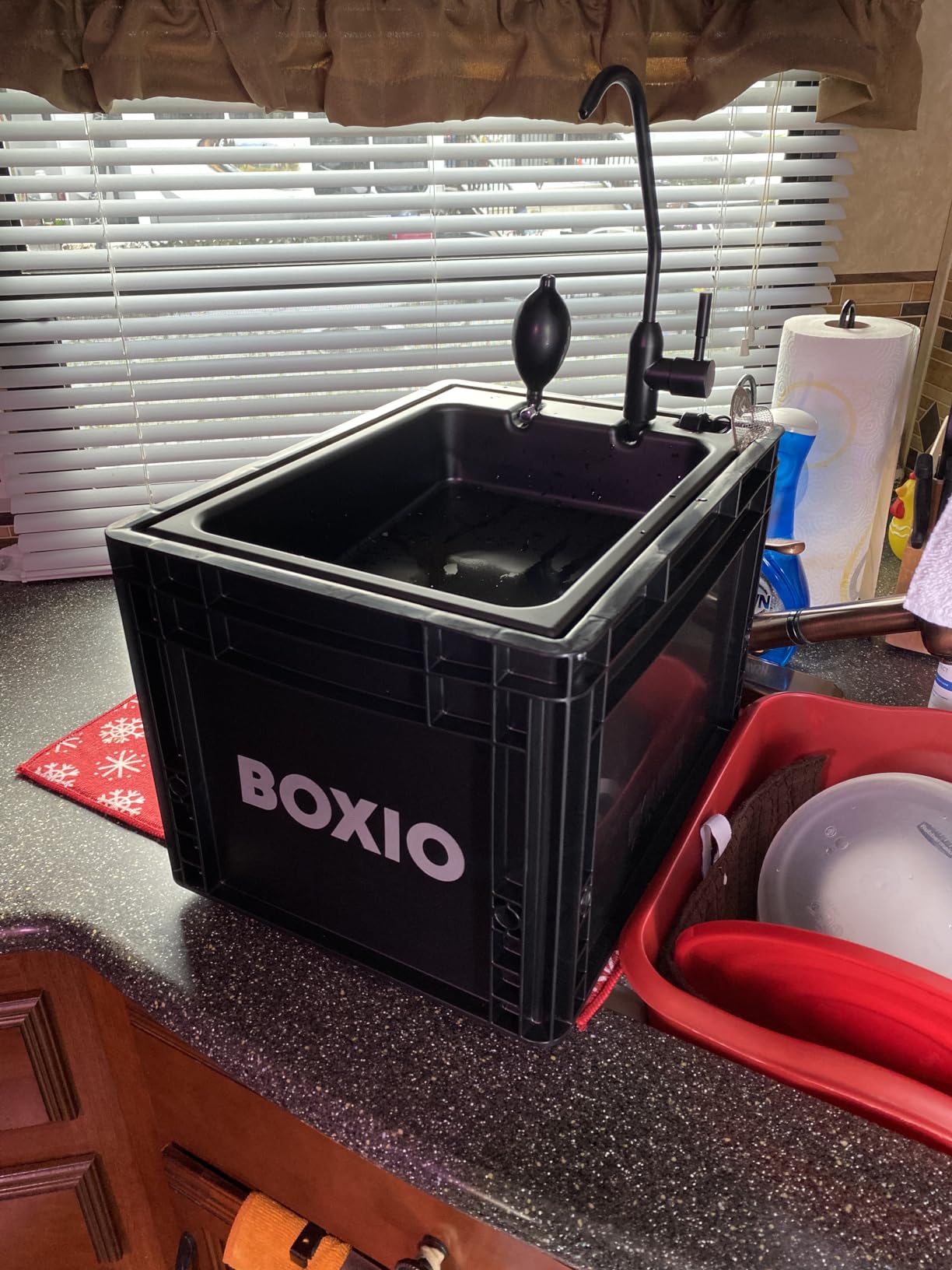 BOXIO - Portable Sink - Compact Mobile Sink for Camping, Garden, Outdoor Events, Worksite, RV, Indoor customer photo 2