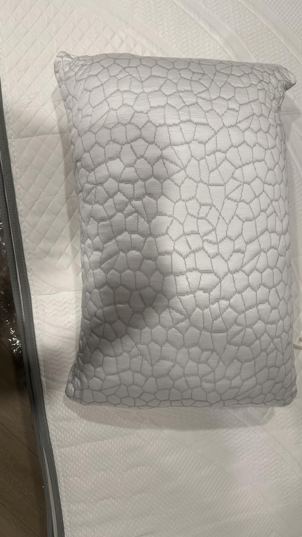 QUTOOL Cooling Pillow for Sleeping, CertiPUR-US Shredded Memory Foam Camping Pillow Set of 1, Backpacking for Hiking Gear, Portable Pillow with Travel Storage Bag, Soft Yet Support,White customer photo 1