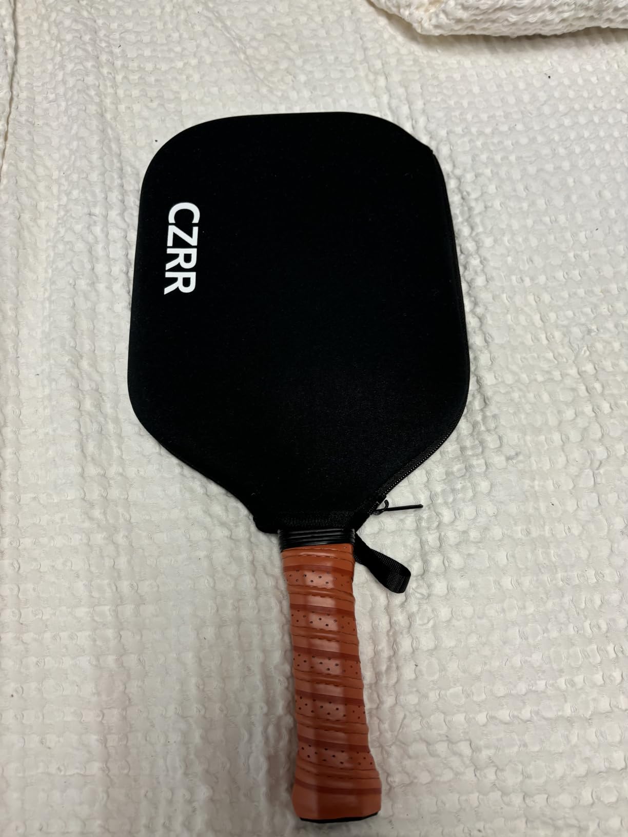 Pickleball Paddle, USA Pickleball Approved, 3K Raw Carbon Fiber Surface (CFS) High Grit & Spin, with 16MM Polypropylene Honeycomb Core, Ideal for Novice and Professional Players customer photo 2