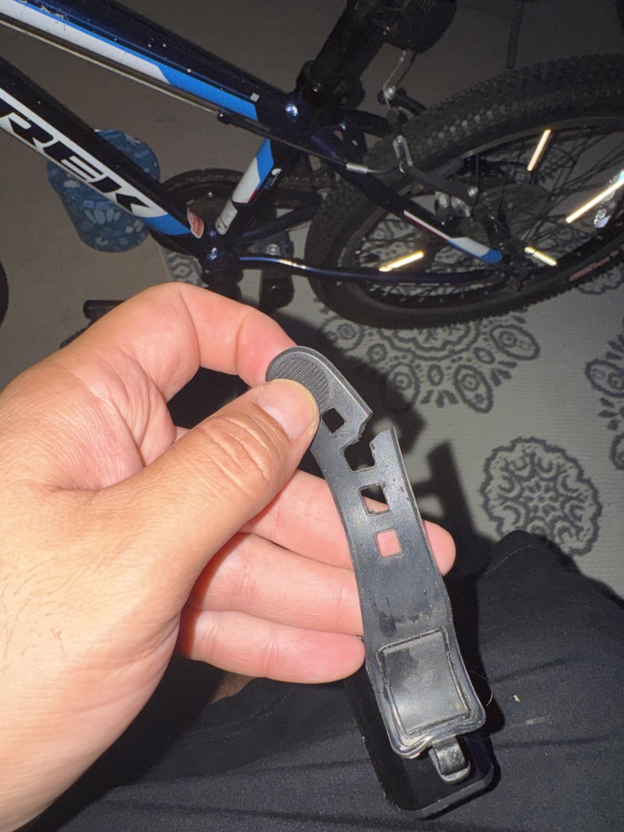 DARKBEAM Bike Headlight Rechargeable USB-C, Bicycle Lights 4000LM customer photo 1