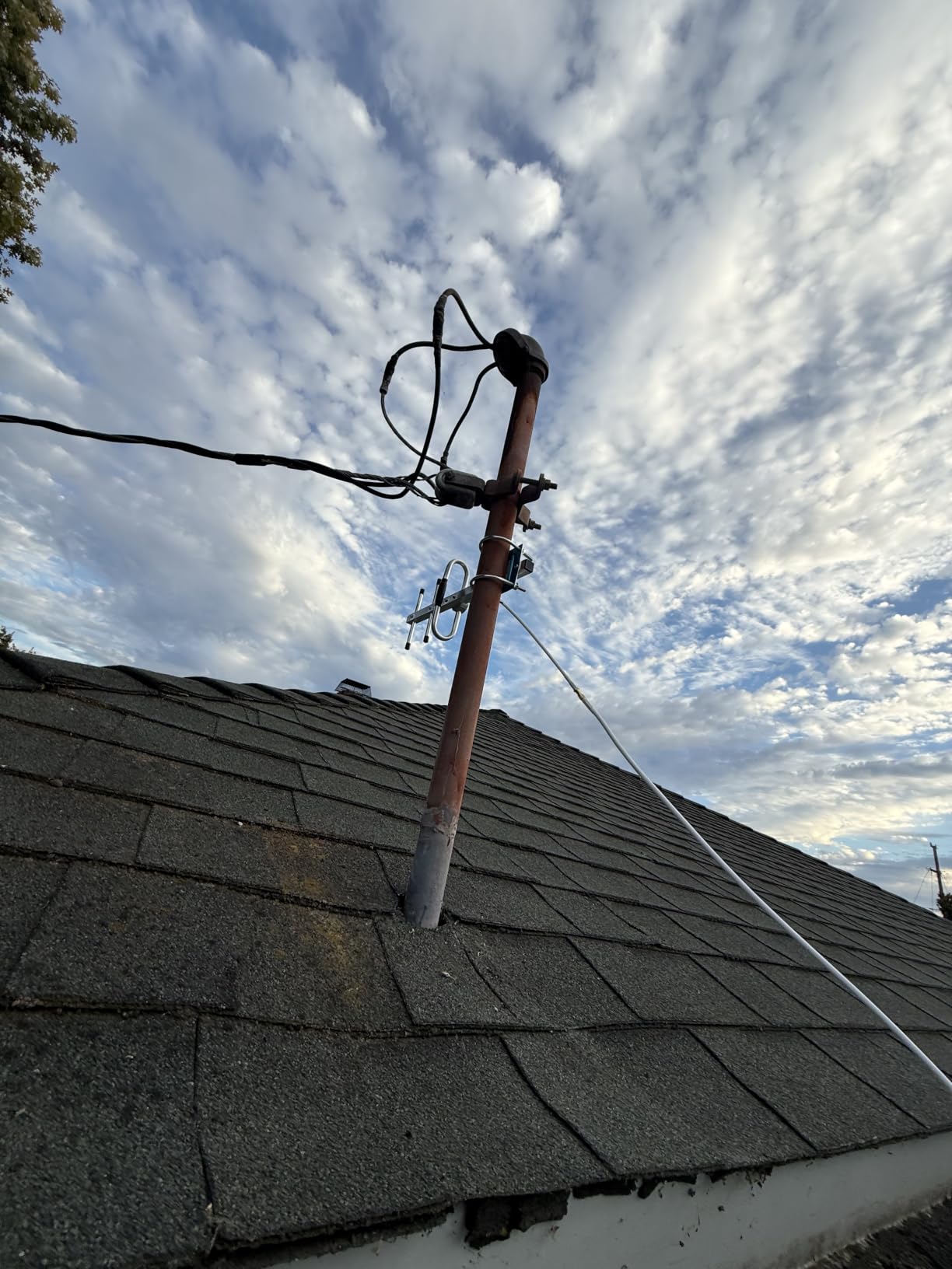 Cell Phone Booster for Home/RV/Metal Building,Cellular Signal Repeater Boosts 5G 4G LTE & 3G Signals on Band 2 4 5 12 13 and 17, Supports Verizon, AT&T, T-Mobile & More | FCC Approved customer photo 1