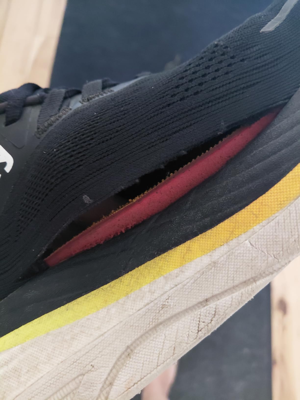 Men's Hurricane 24 Sneaker customer photo 1