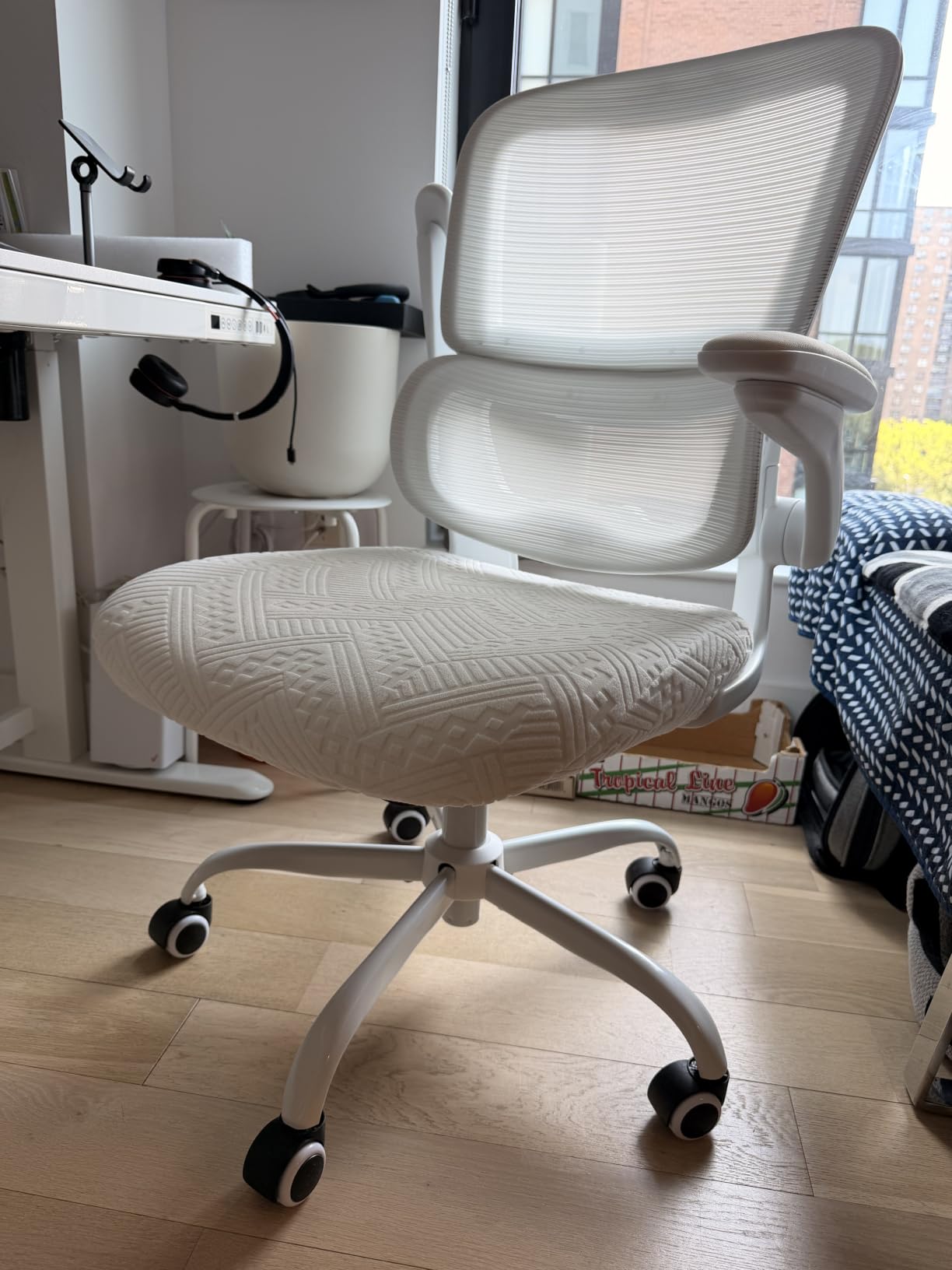 TRALT Office Chair - Ergonomic Desk Chair with Adjustable Lumbar Support, Mesh Computer Chair, Executive Chairs for Home Office Comfortable Lumbar Support (Black) customer photo 2