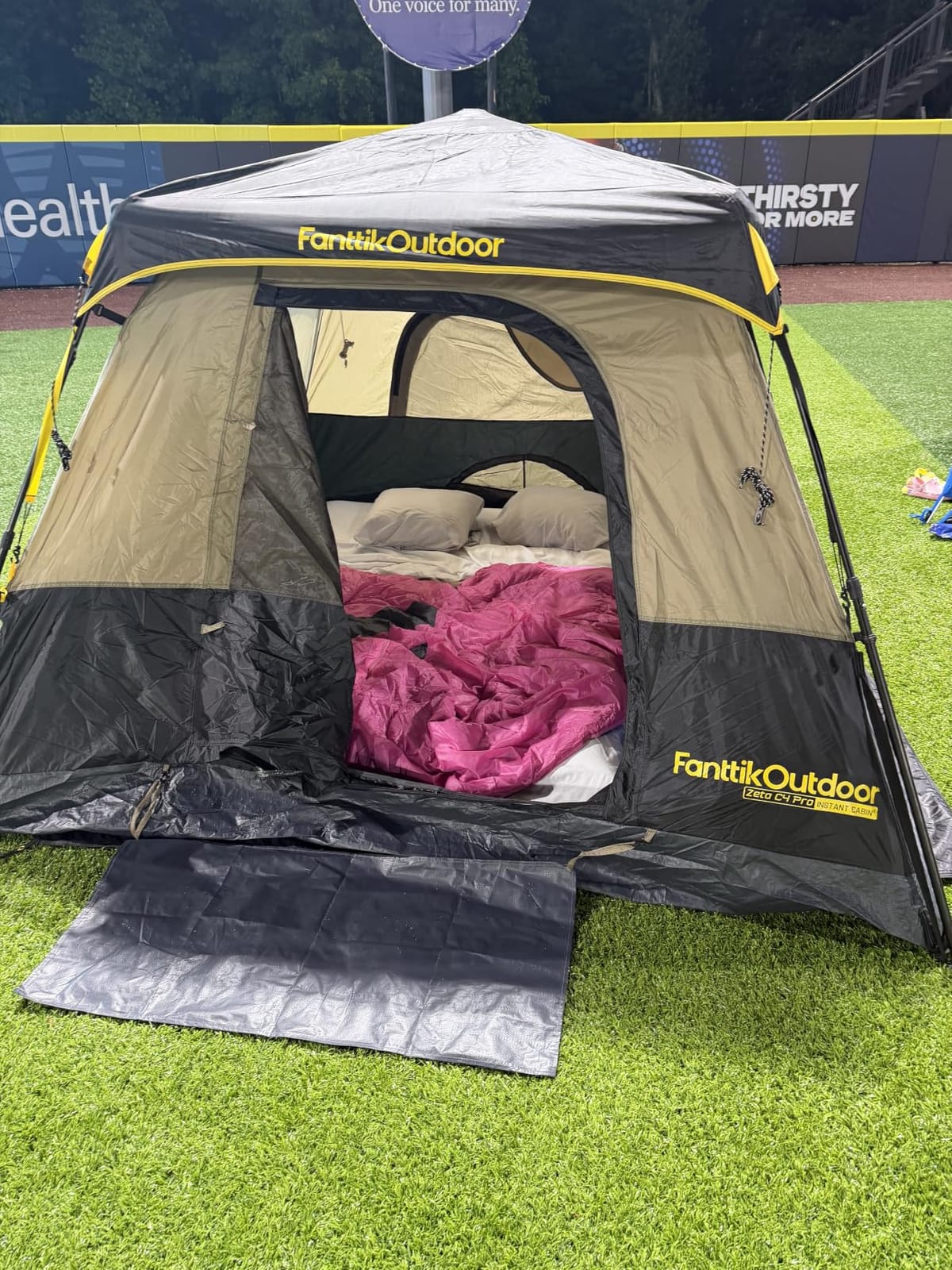 FanttikOutdoor 4/6/8/10 Person Instant Tent for Camping Setup in 60s | Camping Tent with Rainfly & Windproof, Portable Instant Cabin Tent with Carry Bag for Family Camping & Hiking customer photo 1