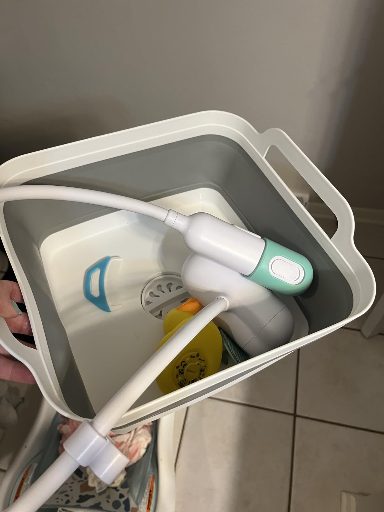 GIMWA 2.4Gal Collapsible Dish Basin with Drain Plug, Baby Bottle Wash Basin customer photo 1