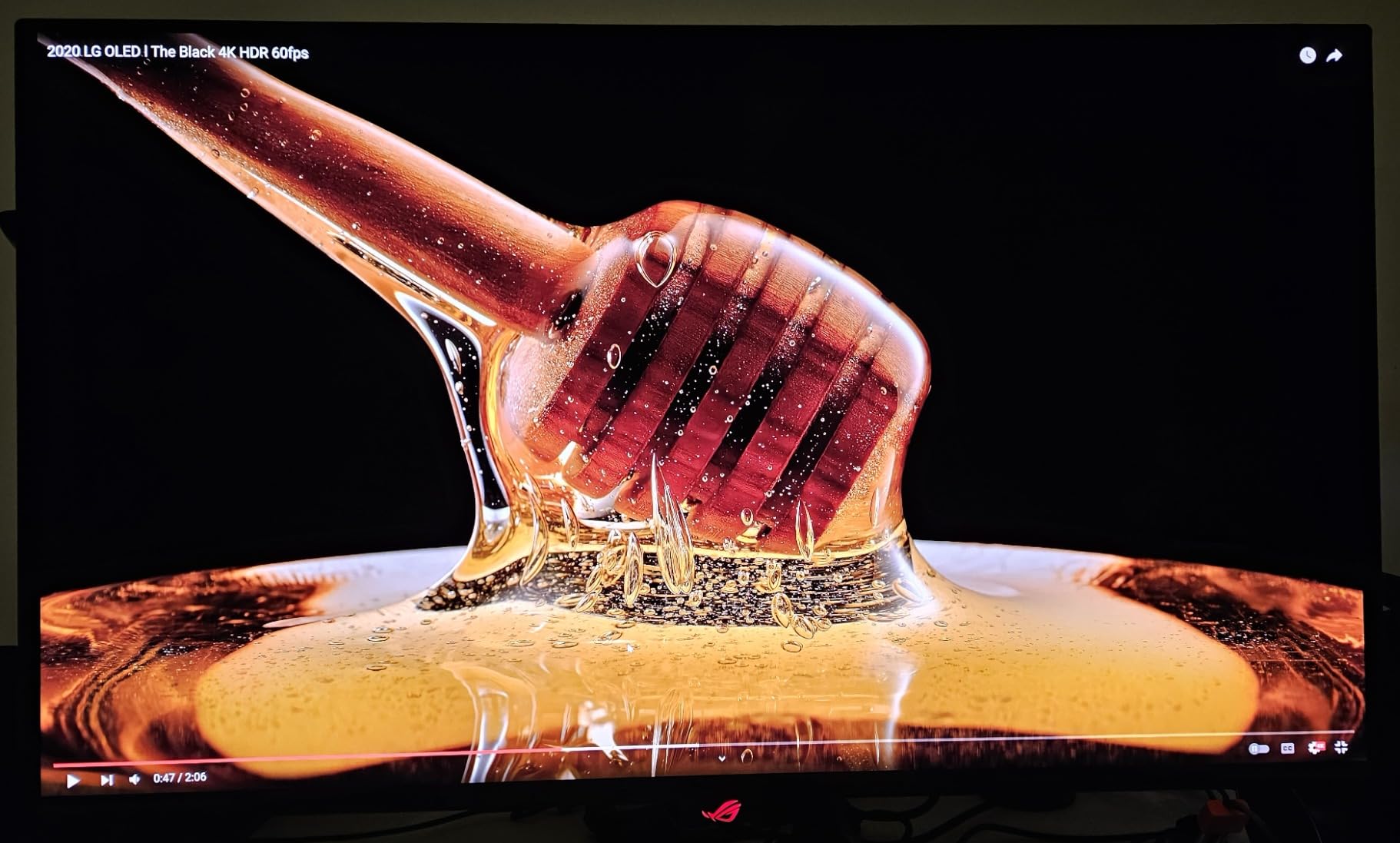 ASUS ROG PG32UCDM customer photo 2