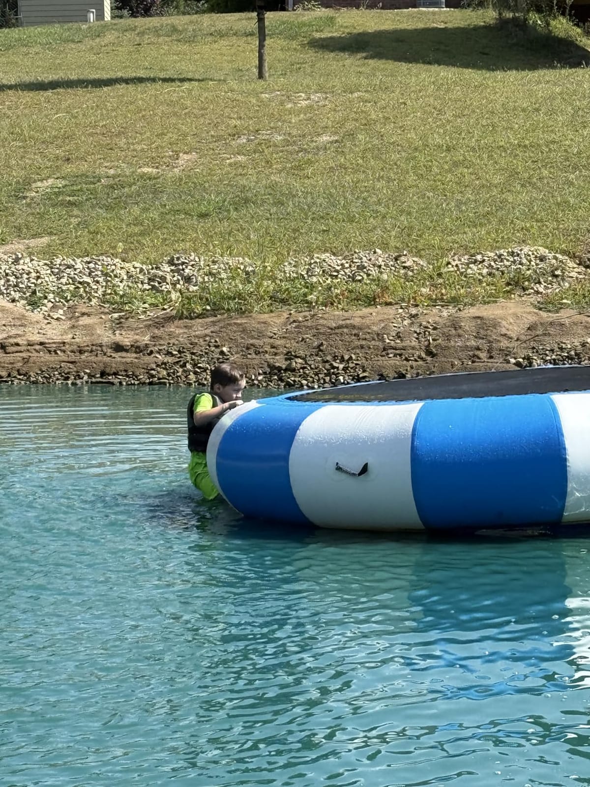 10 Ft Inflatable Water Trampoline, Floating Bounce Swim Platform with Rope Ladder for Lake & Water Sports customer photo 1
