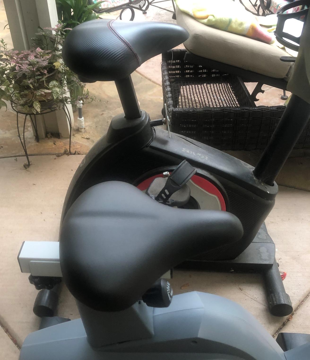 Sunny Health & Fitness Smart Magnetic Upright Exercise Bike for Home Cardio customer photo 2